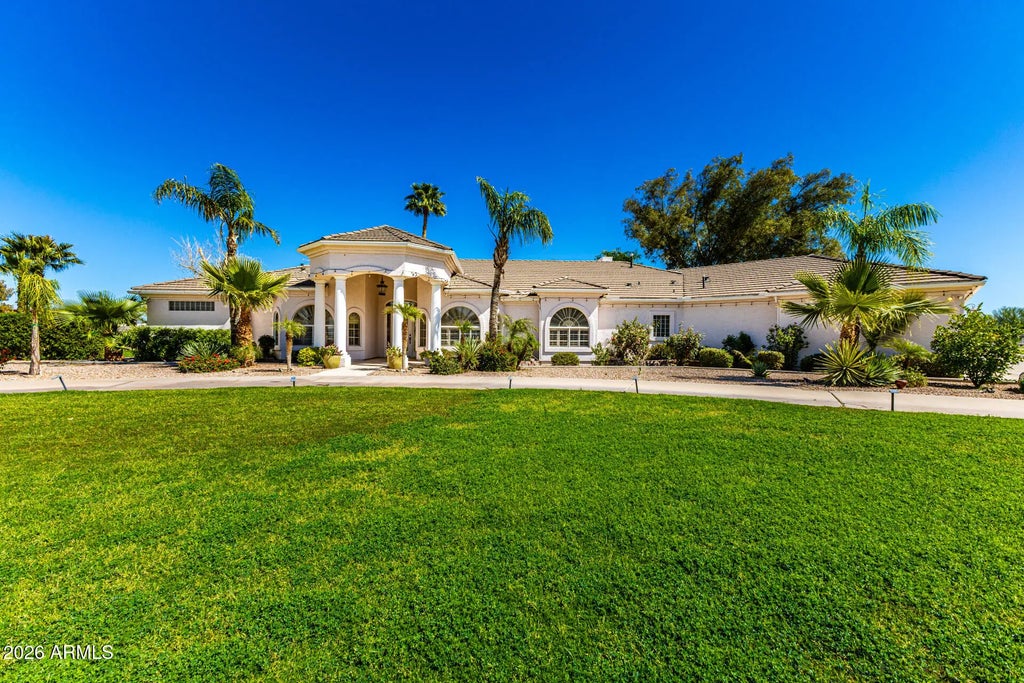 39899 N Creekside Road, San Tan Valley