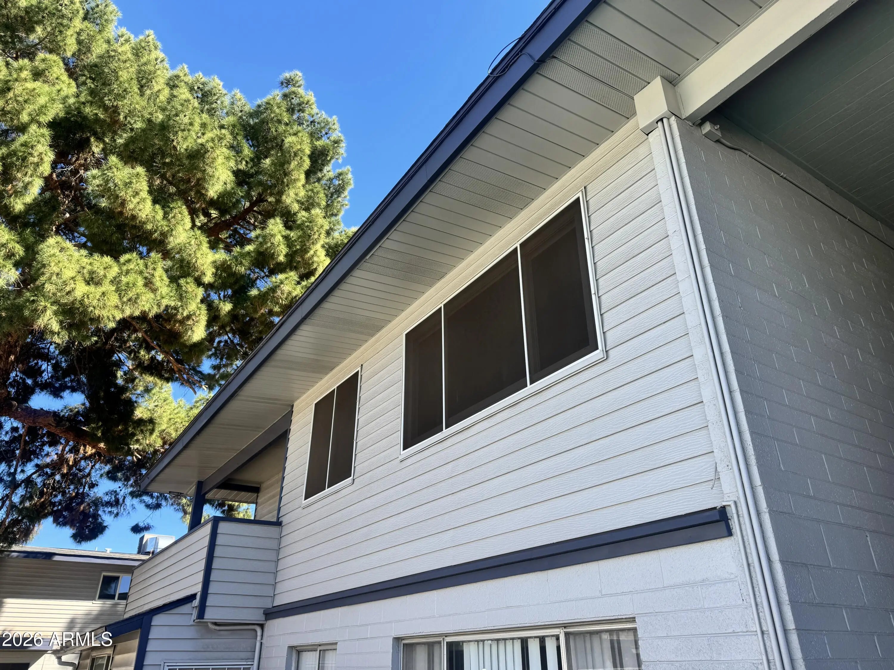 Photo of Listing #6996673