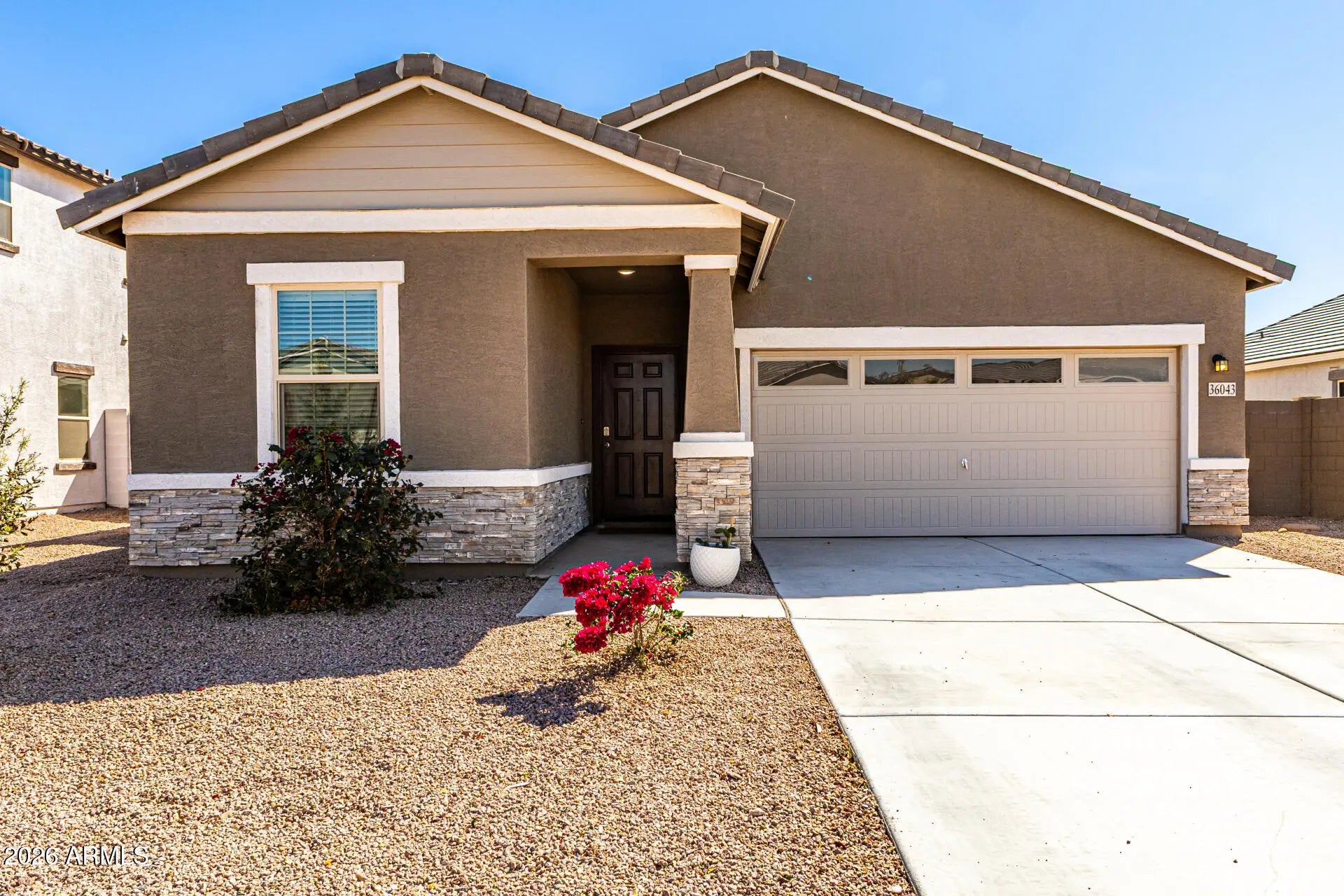 Photo of Listing #6996967