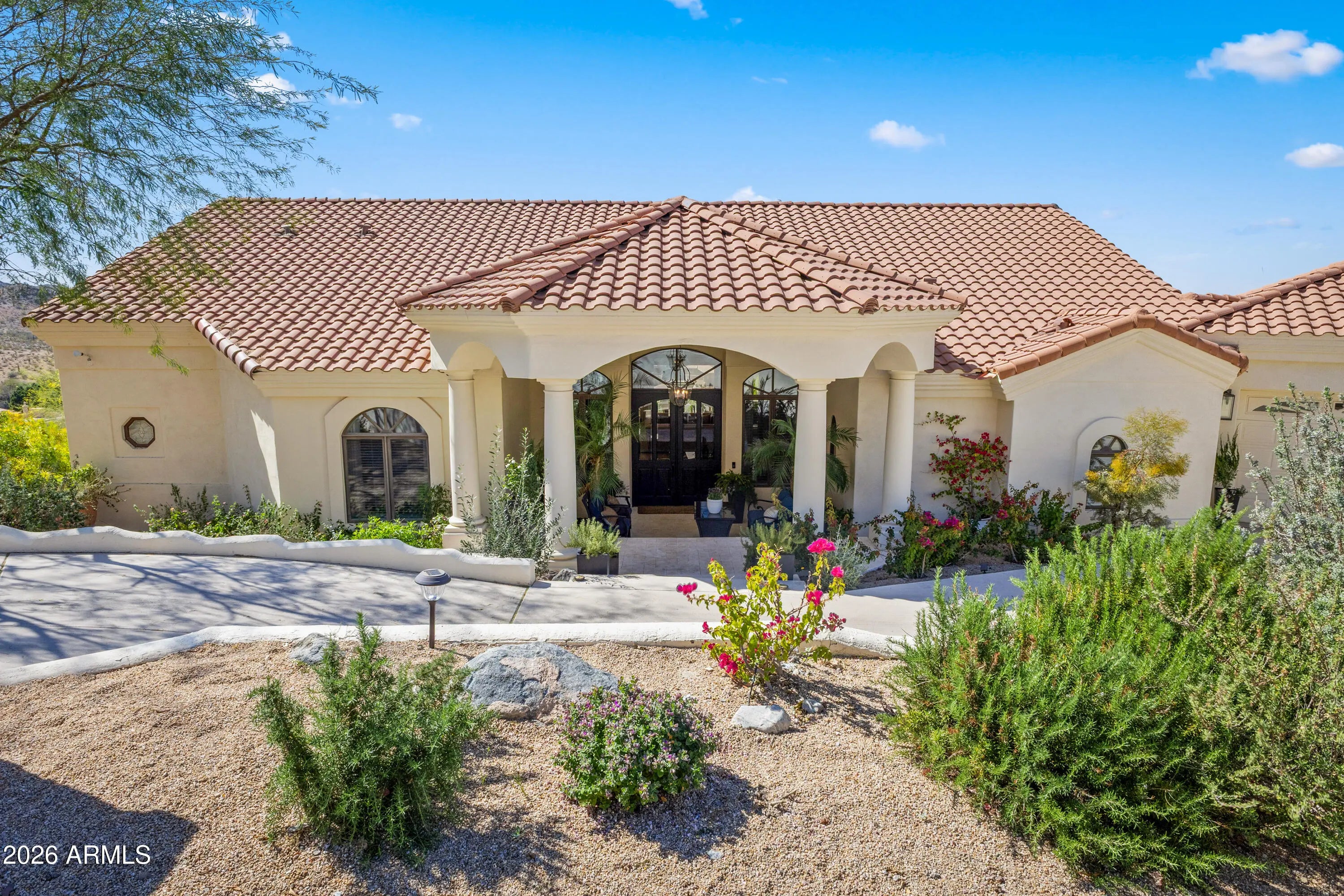 Photo of Listing #6995381