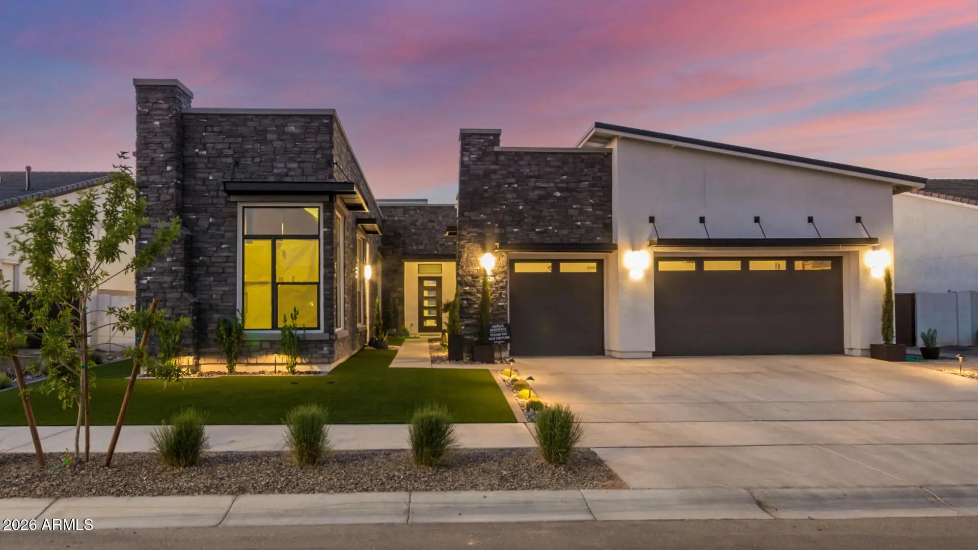 Photo of Listing #6996741