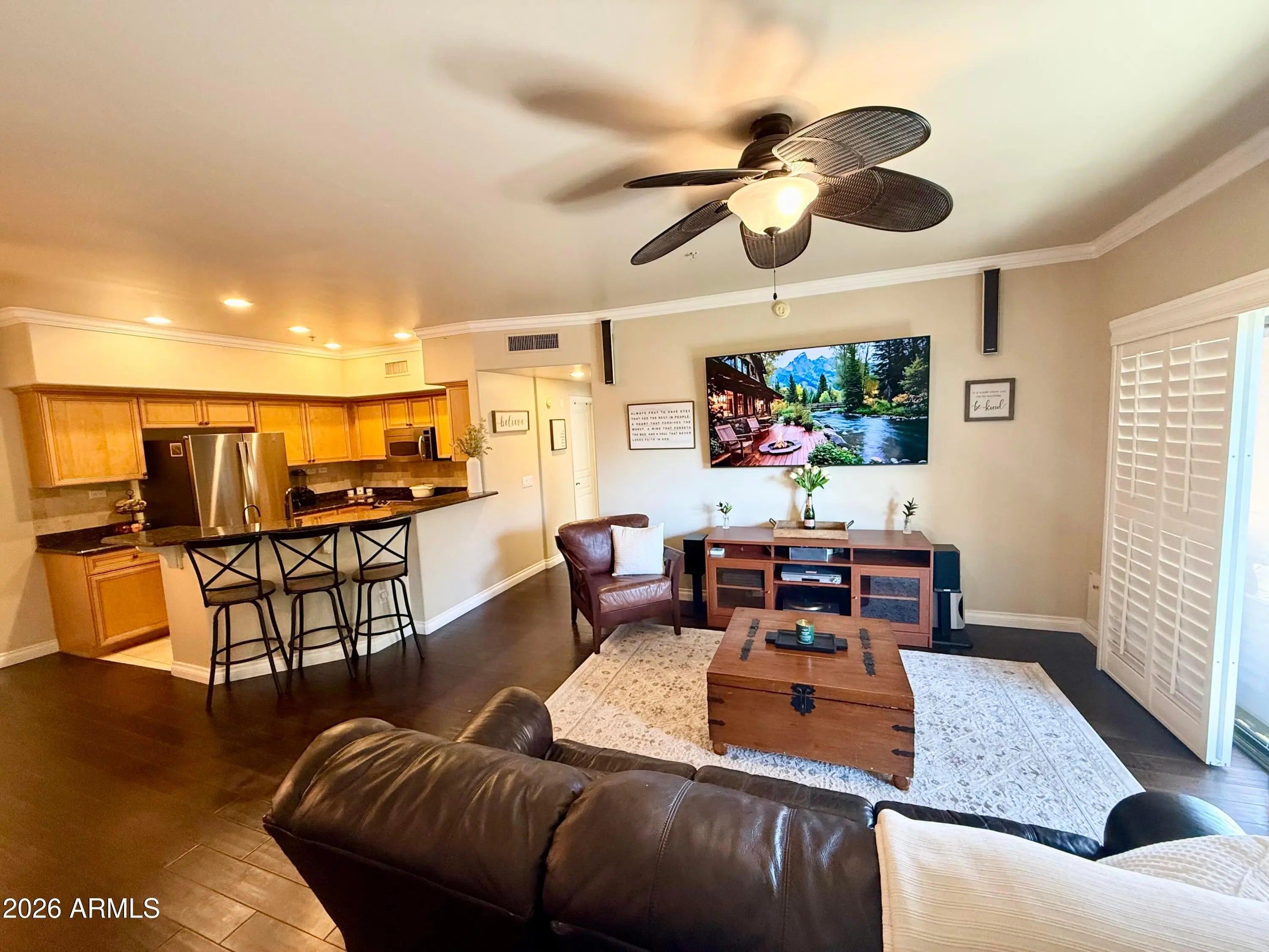 Photo of Listing #6995482