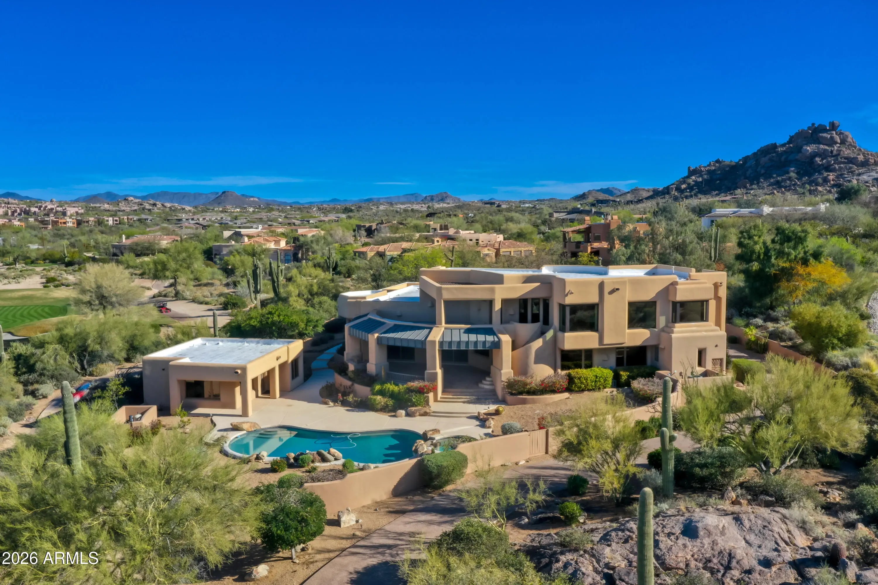 Photo of Listing #6996377