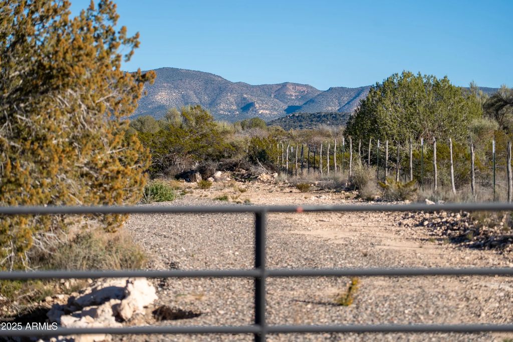 3580 N Kit Carson Trail (unit -), Rimrock