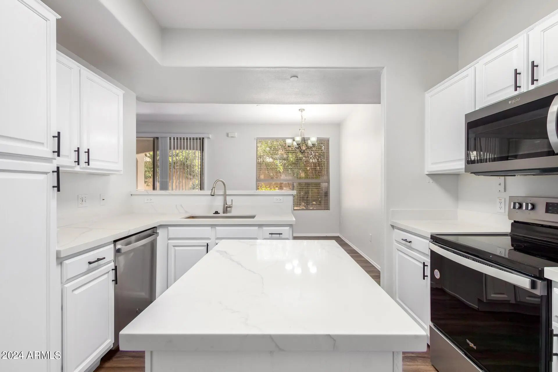 Photo of Listing #6995354