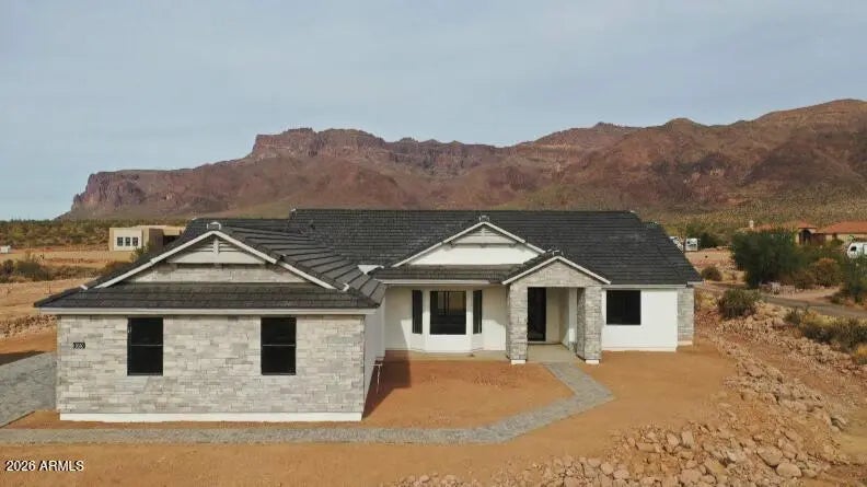 Photo of Listing #6995631