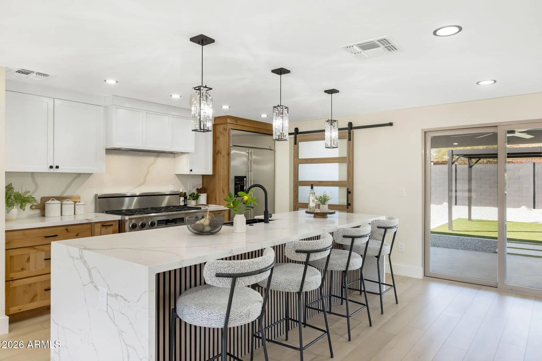 Photo of Listing #6998673