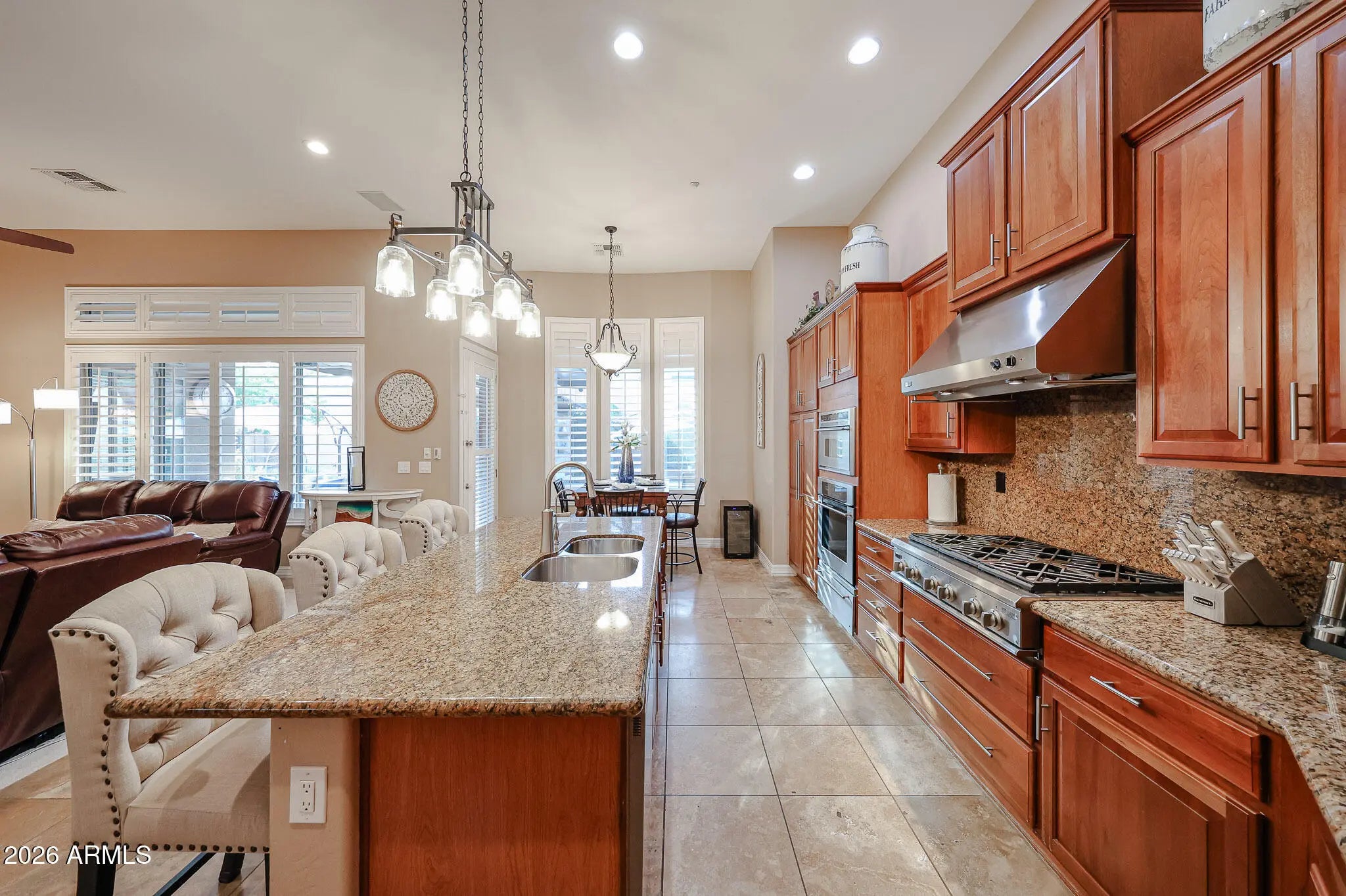 Photo of Listing #6995905