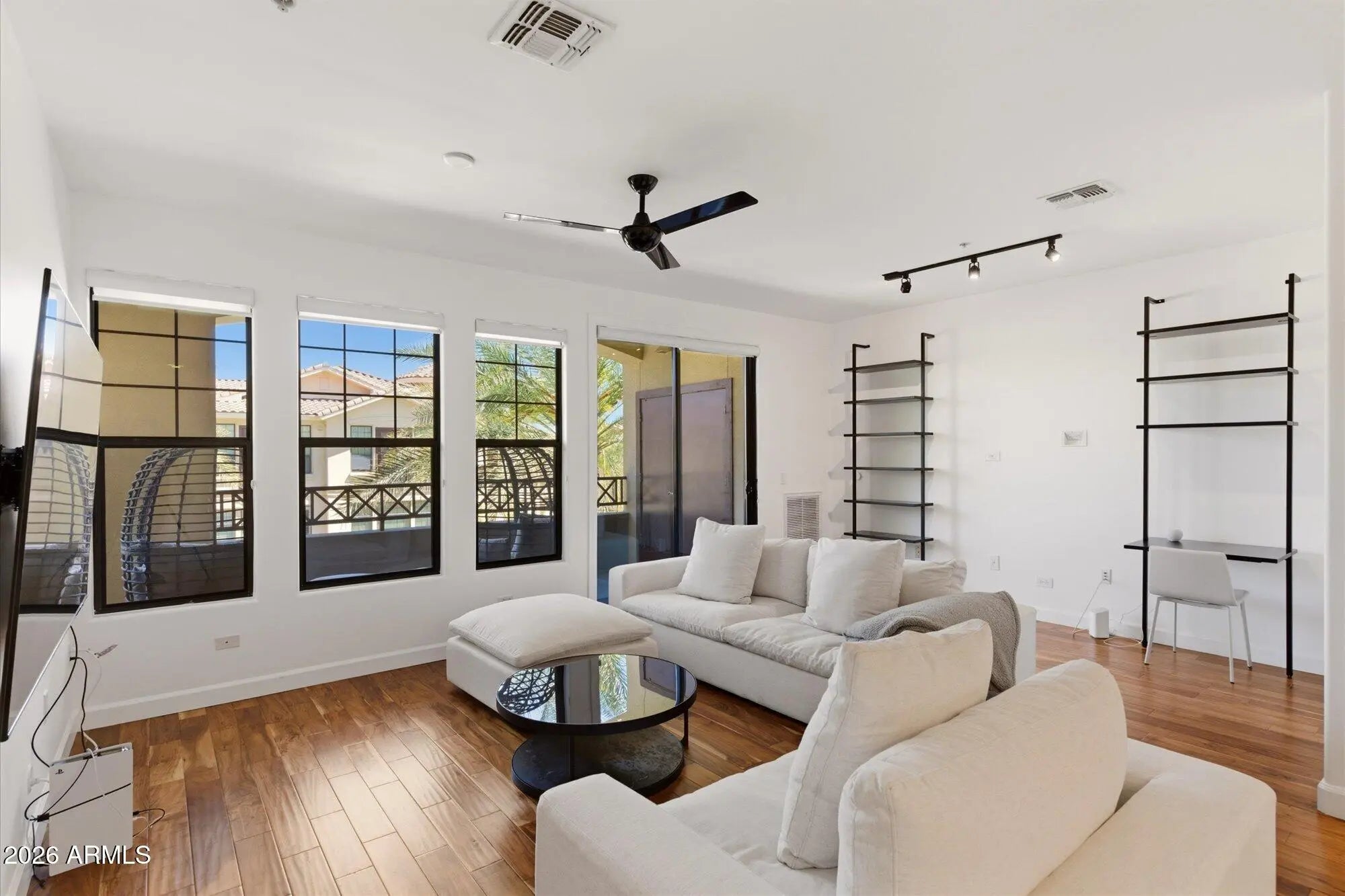 Photo of Listing #7002091