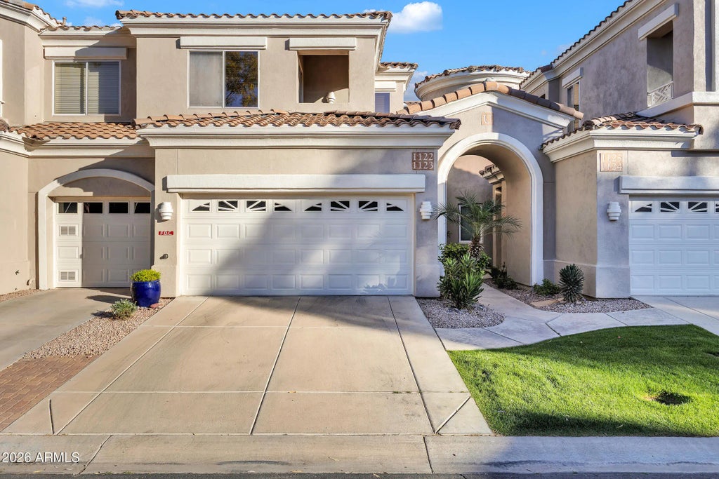 3800 S Cantabria Circle (unit 1122), Chandler