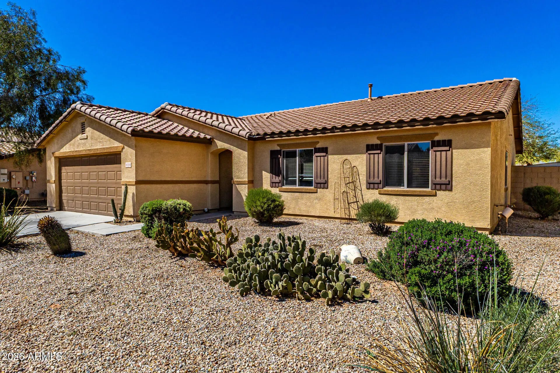 Photo of Listing #6996312