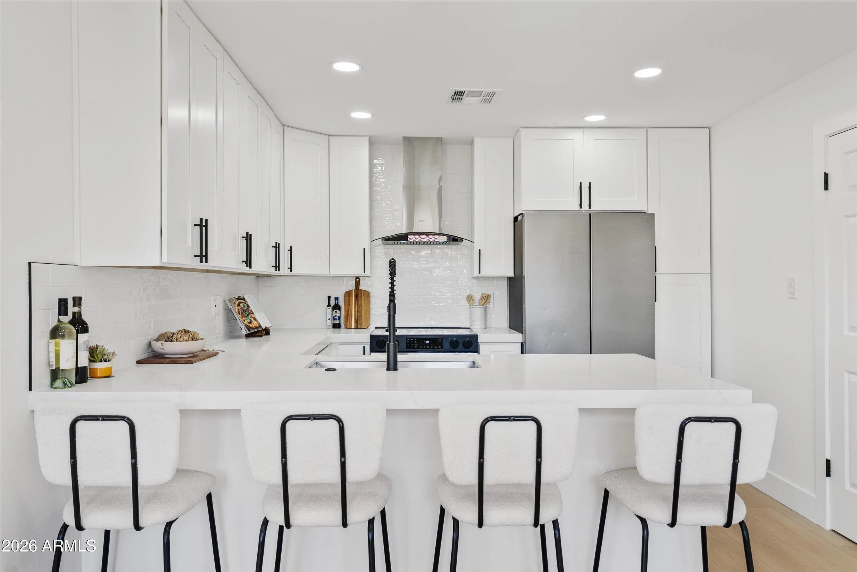 Photo of Listing #6998184