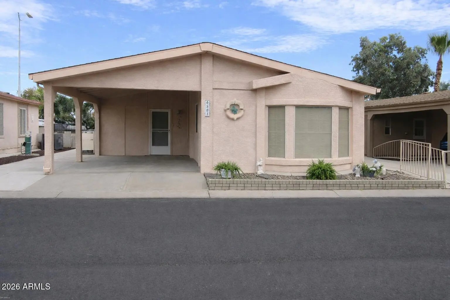 Photo of Listing #6996385