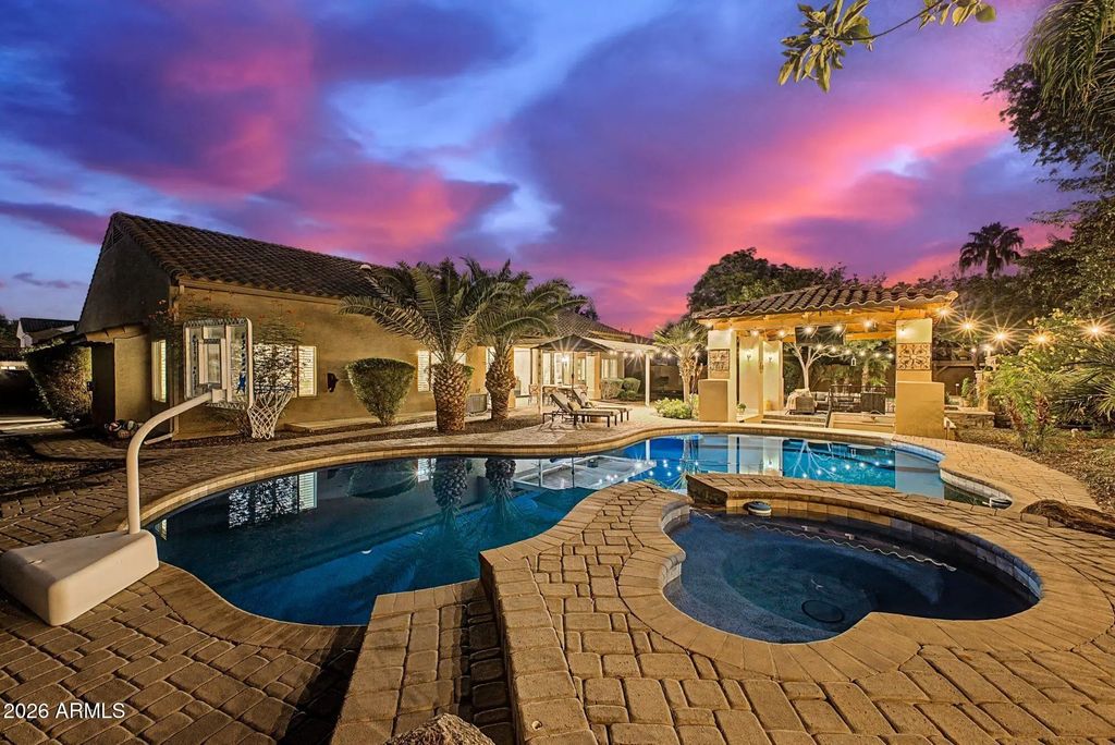 11627 E Regal Court, Chandler