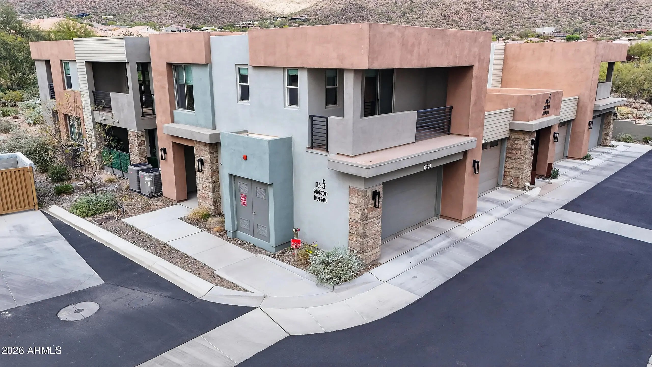 Photo of Listing #6997834