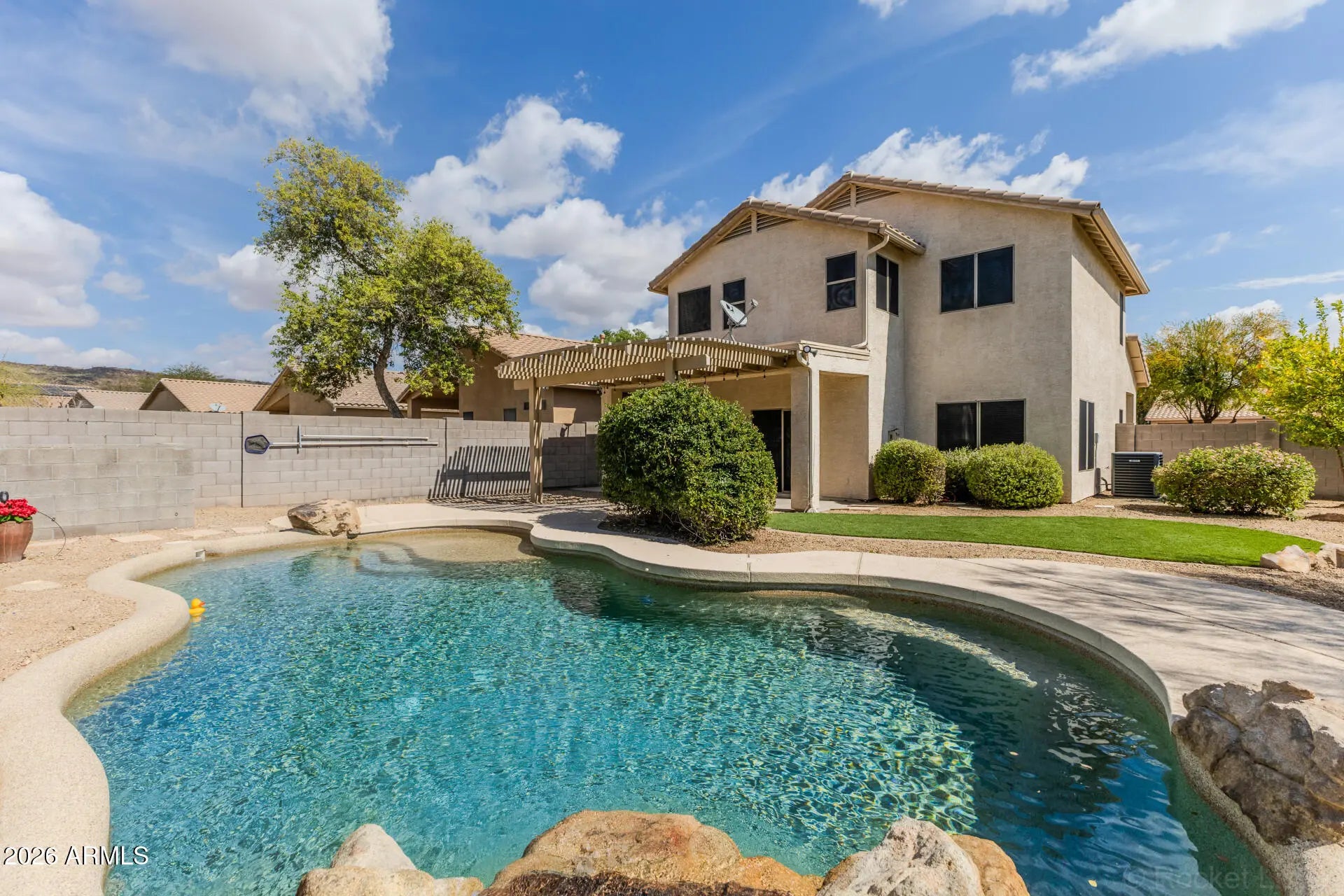 Photo of Listing #6996978