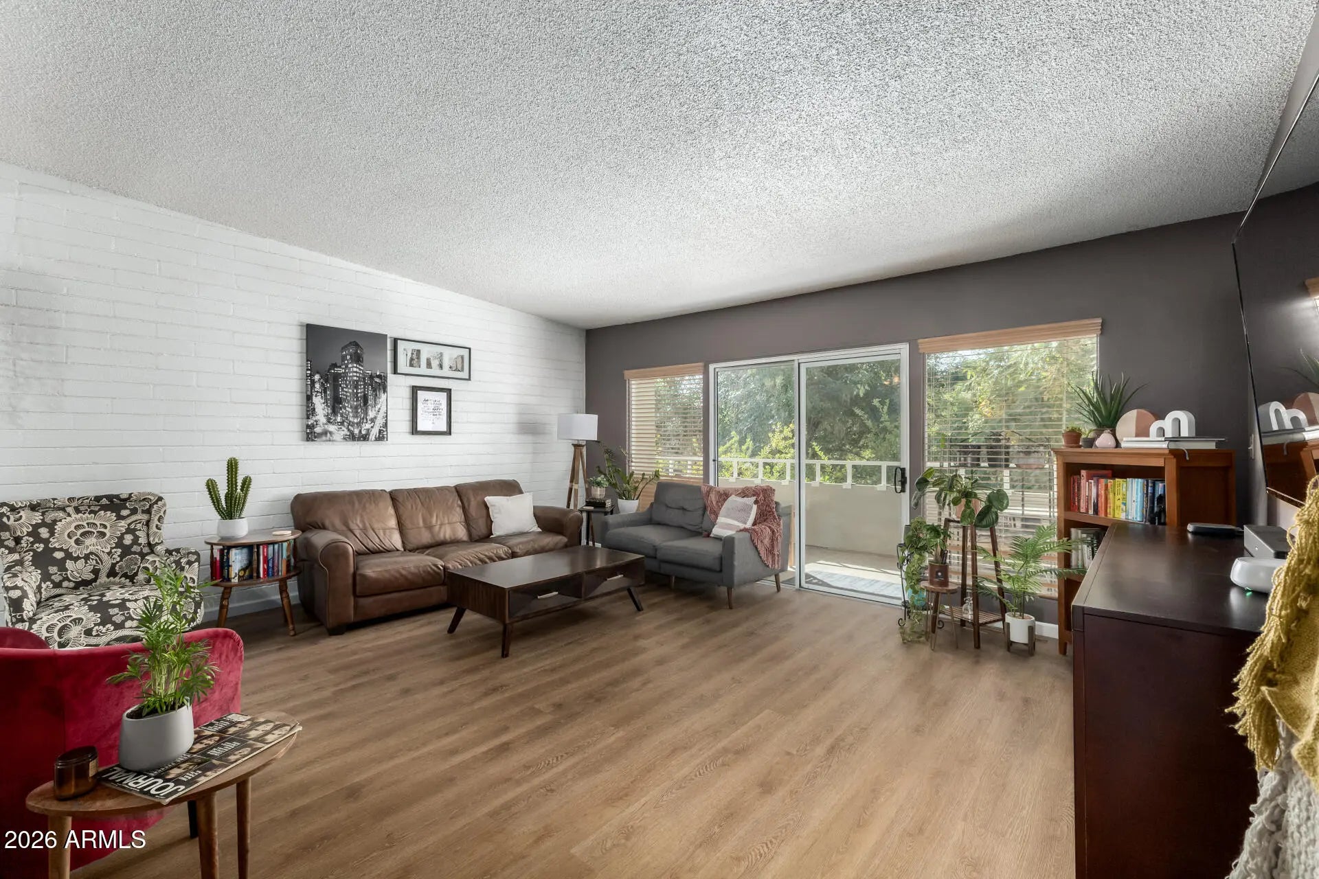 Photo of Listing #6996447