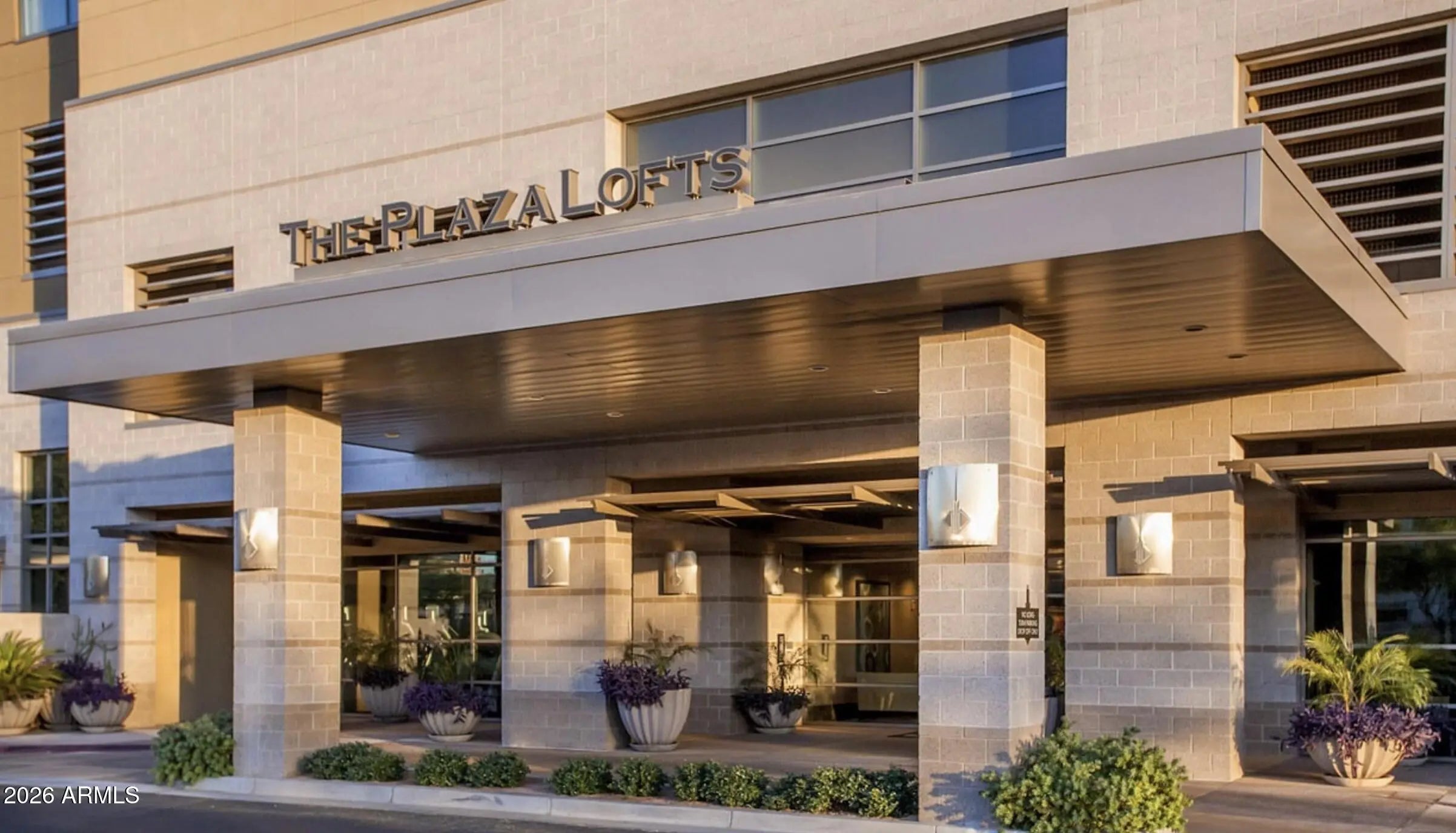 Photo of Listing #7003343