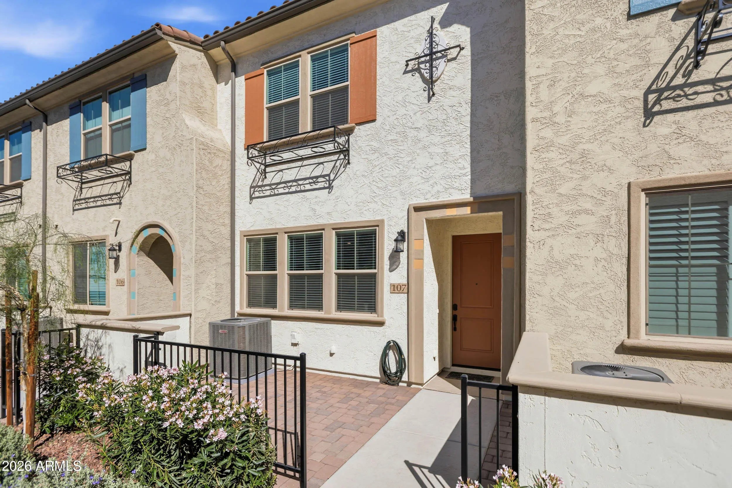 Photo of Listing #7002021