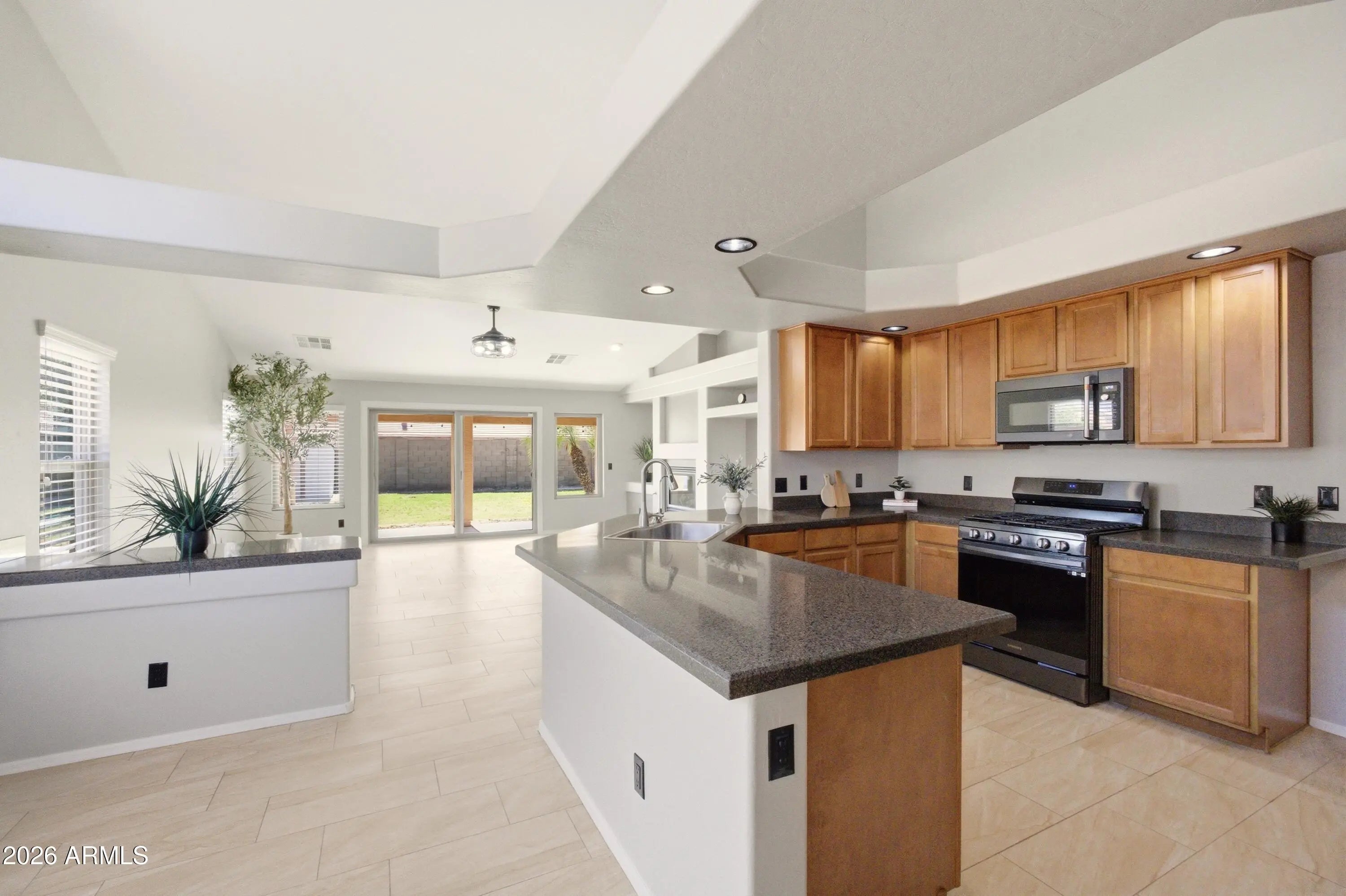 Photo of Listing #6996930