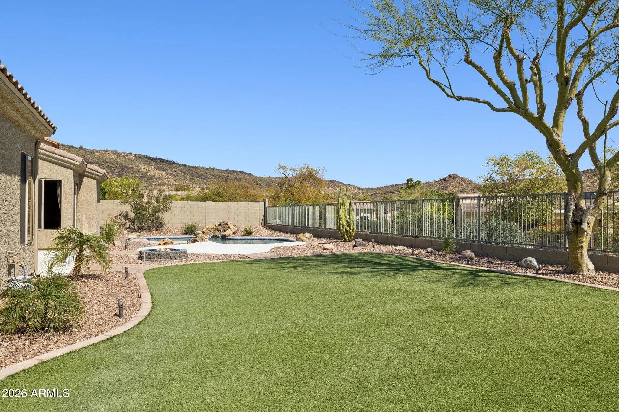 Photo of Listing #6997301