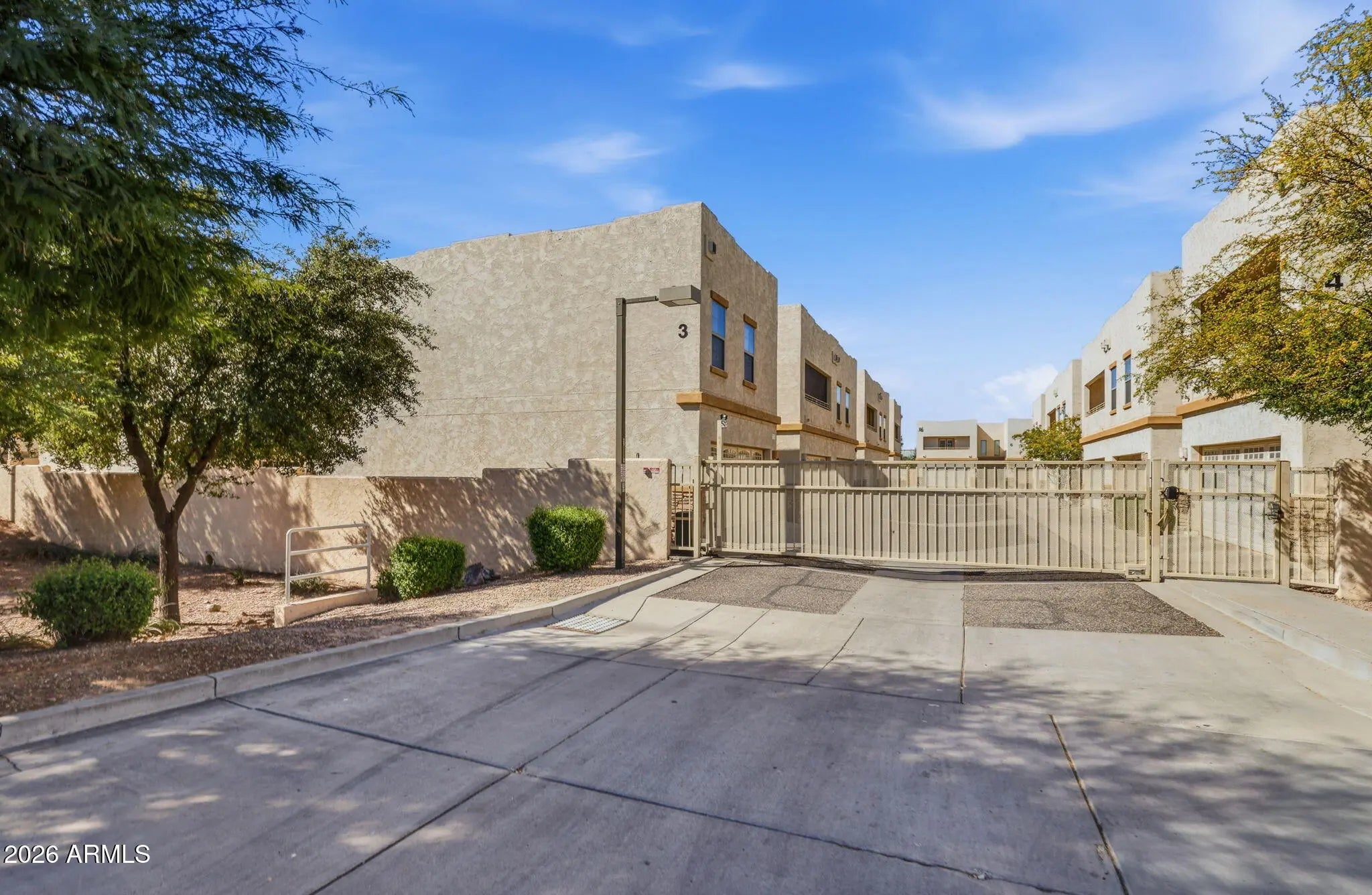 Photo of Listing #6996854