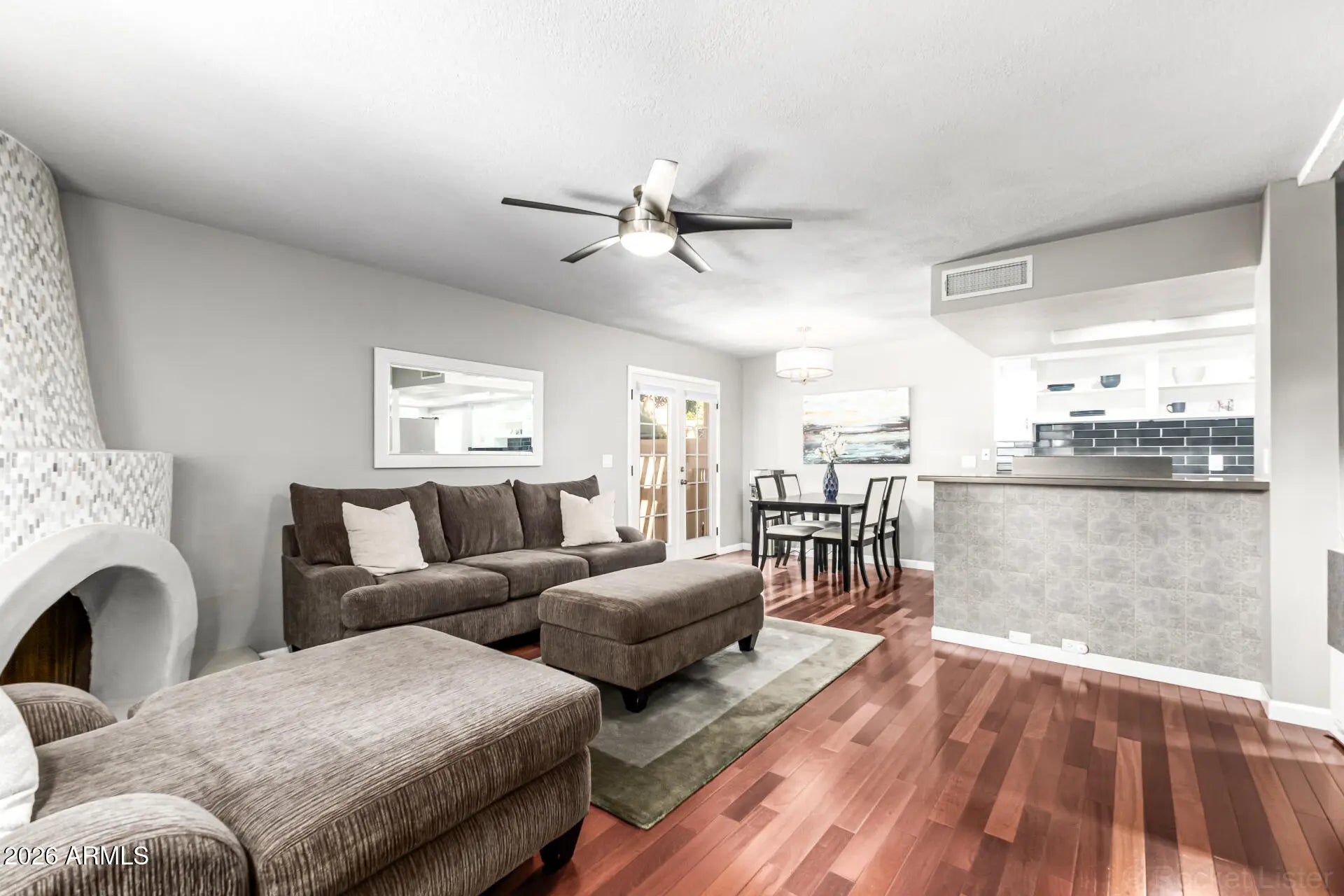 Photo of Listing #6997838