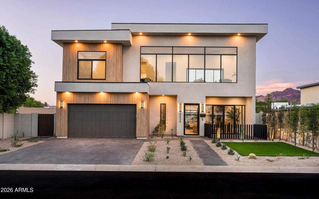 4524 E Devonshire Avenue, Phoenix