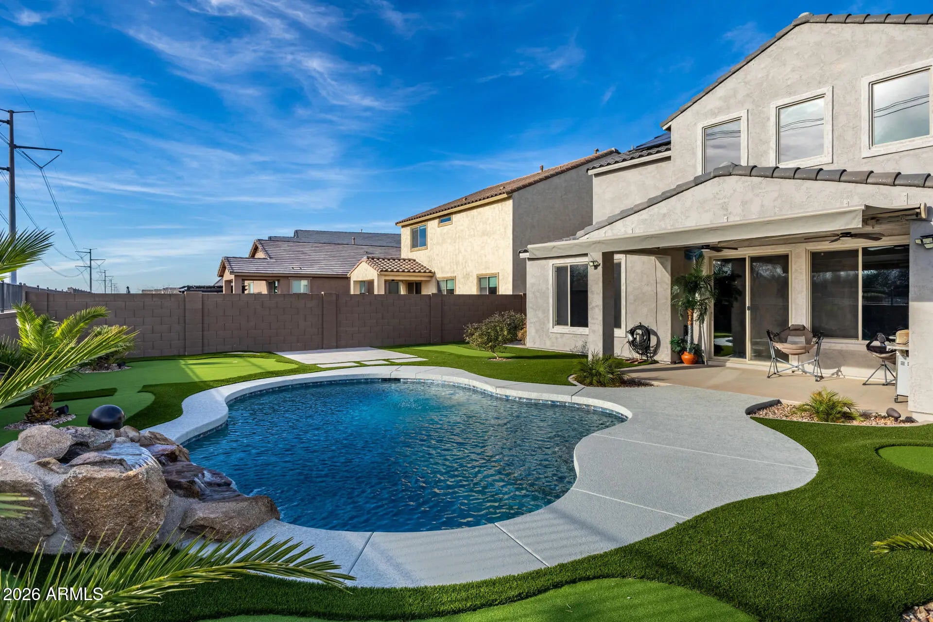 Photo of Listing #6997956