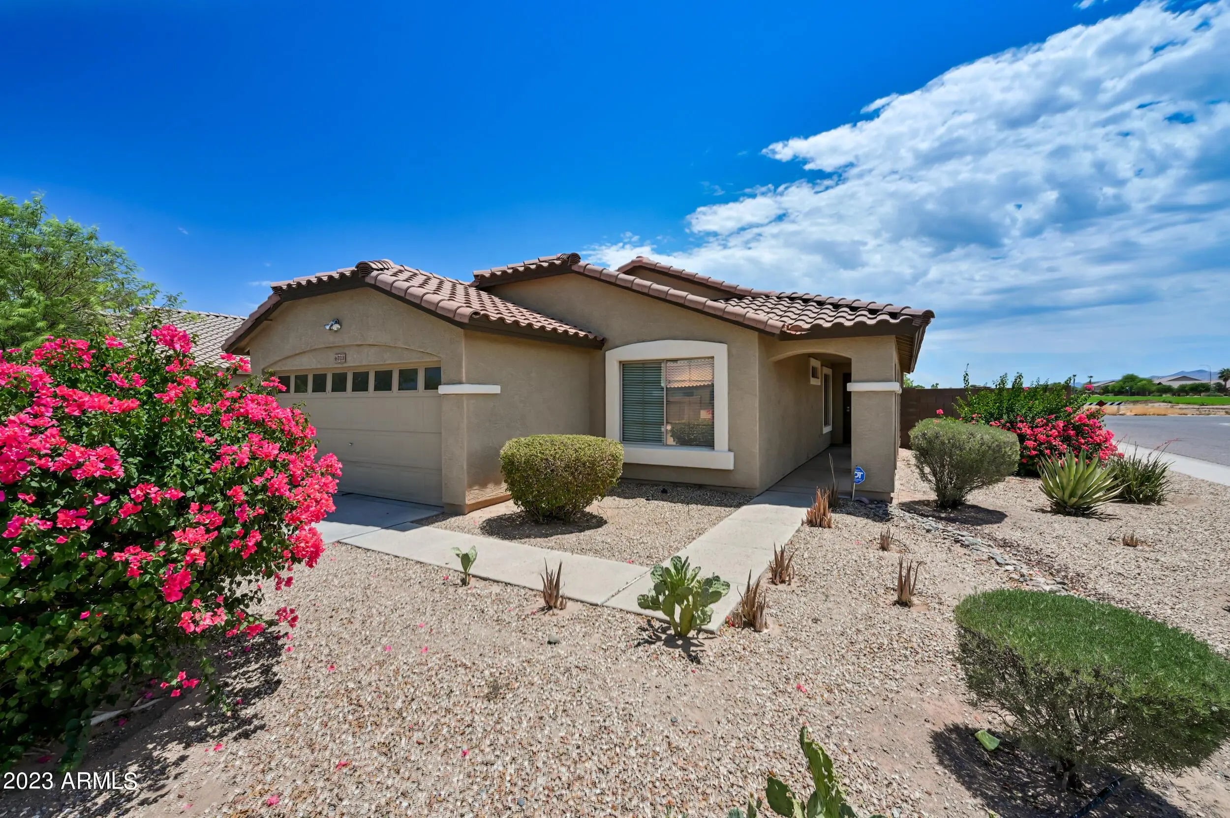 Photo of Listing #6997378