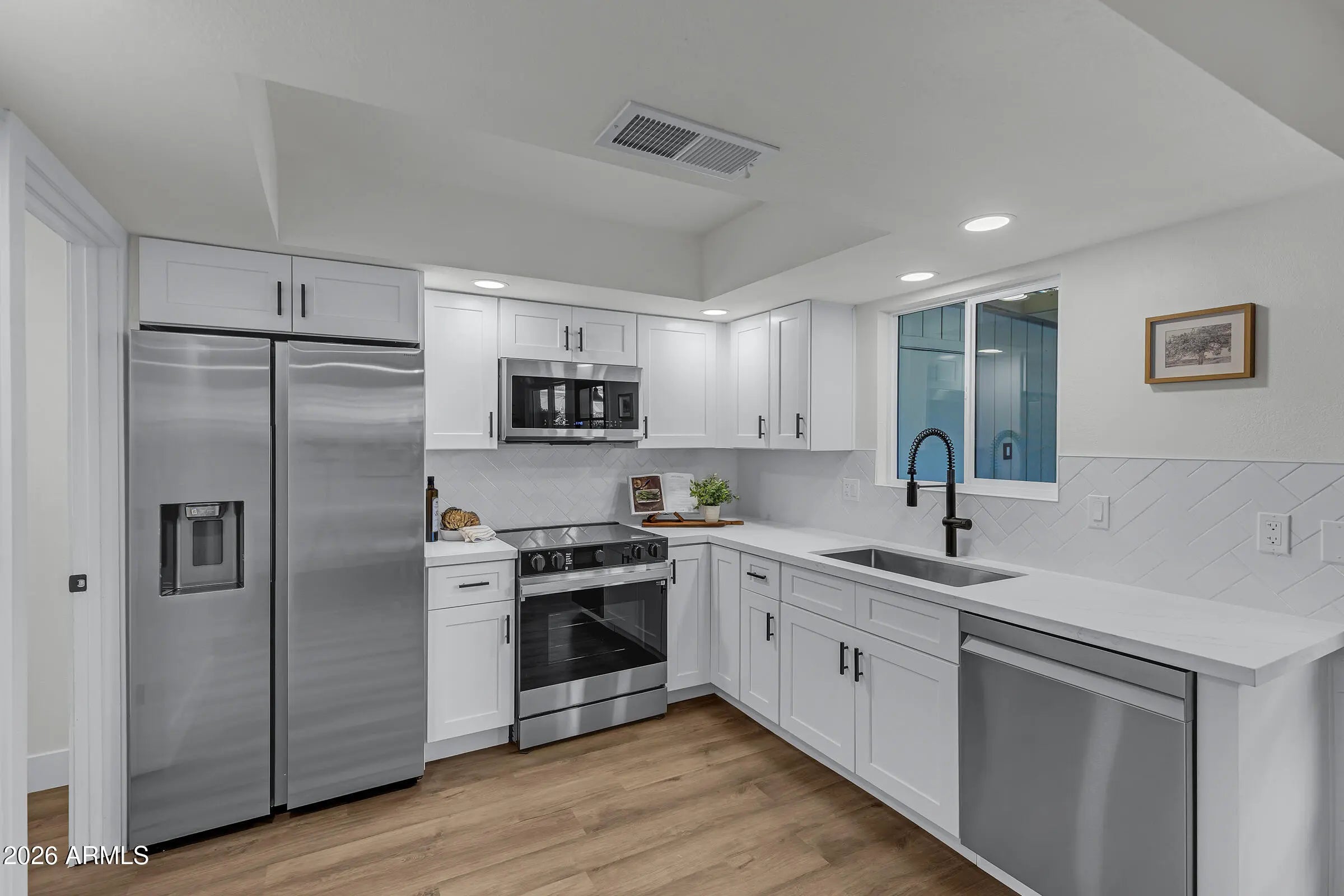 Photo of Listing #7000314