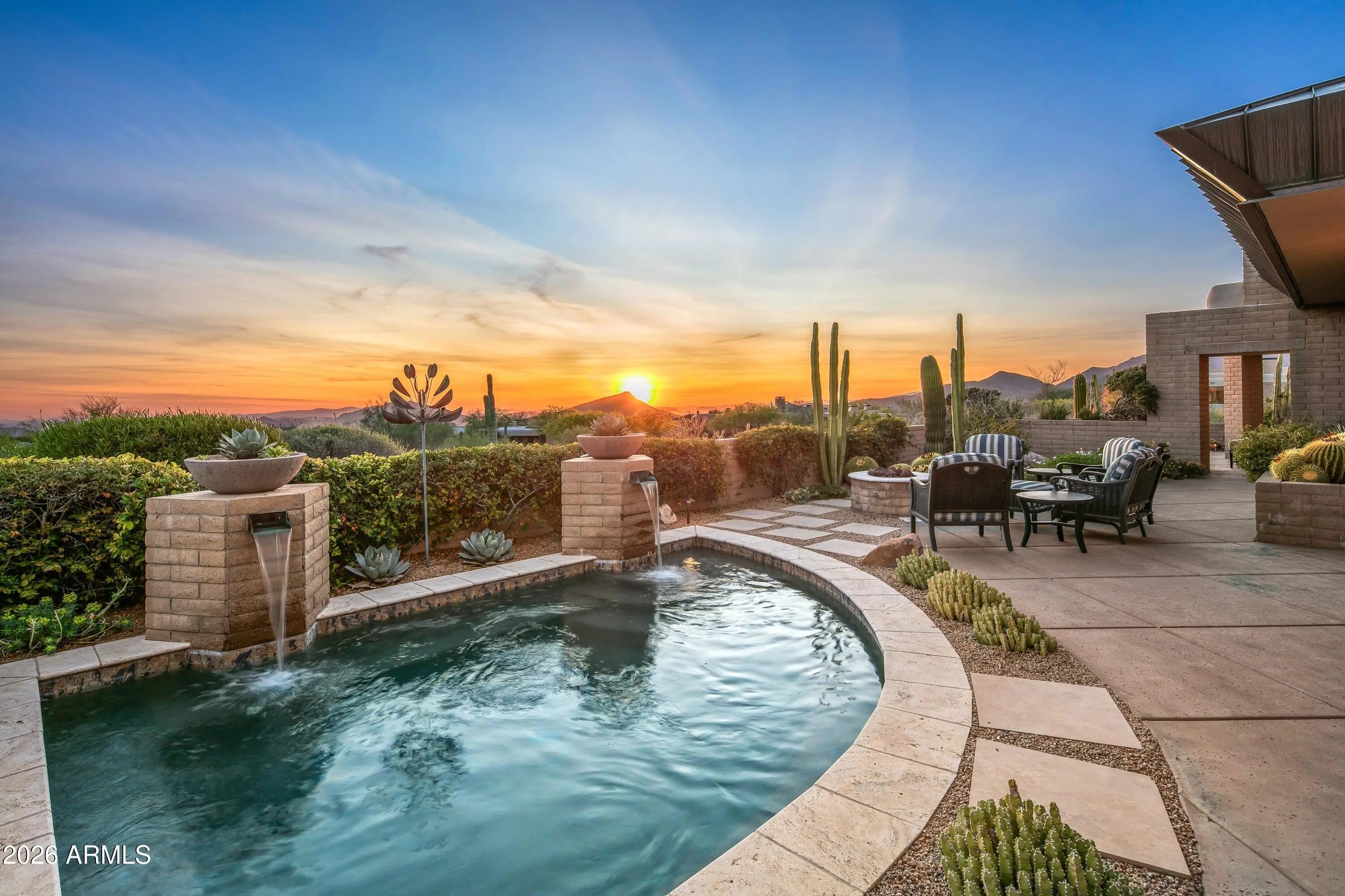 Photo of Listing #7002398