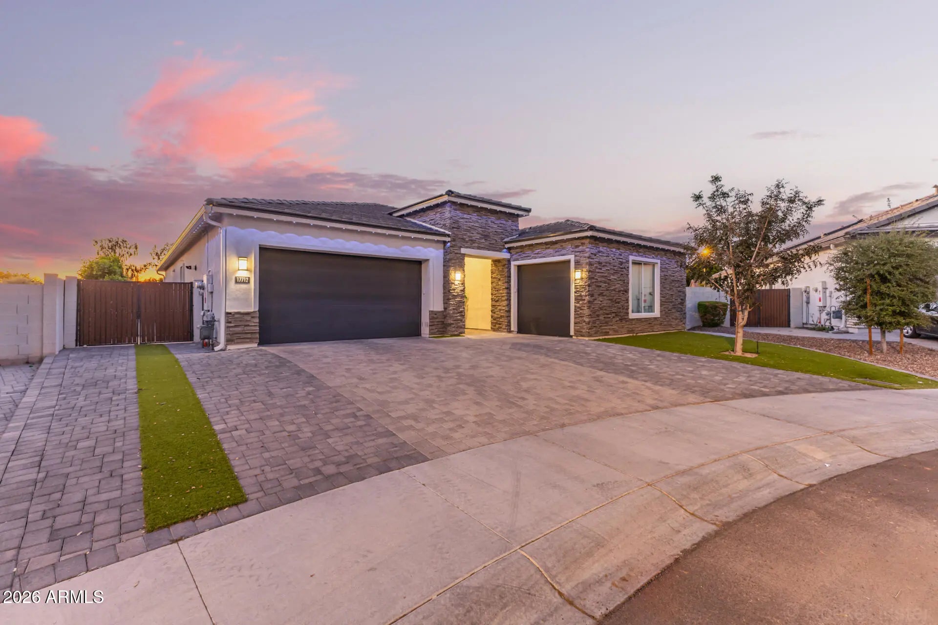 Photo of Listing #6997753