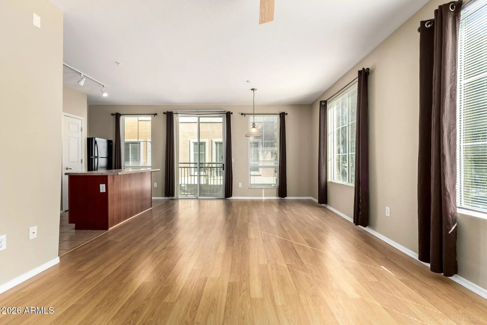 Photo of Listing #6998529