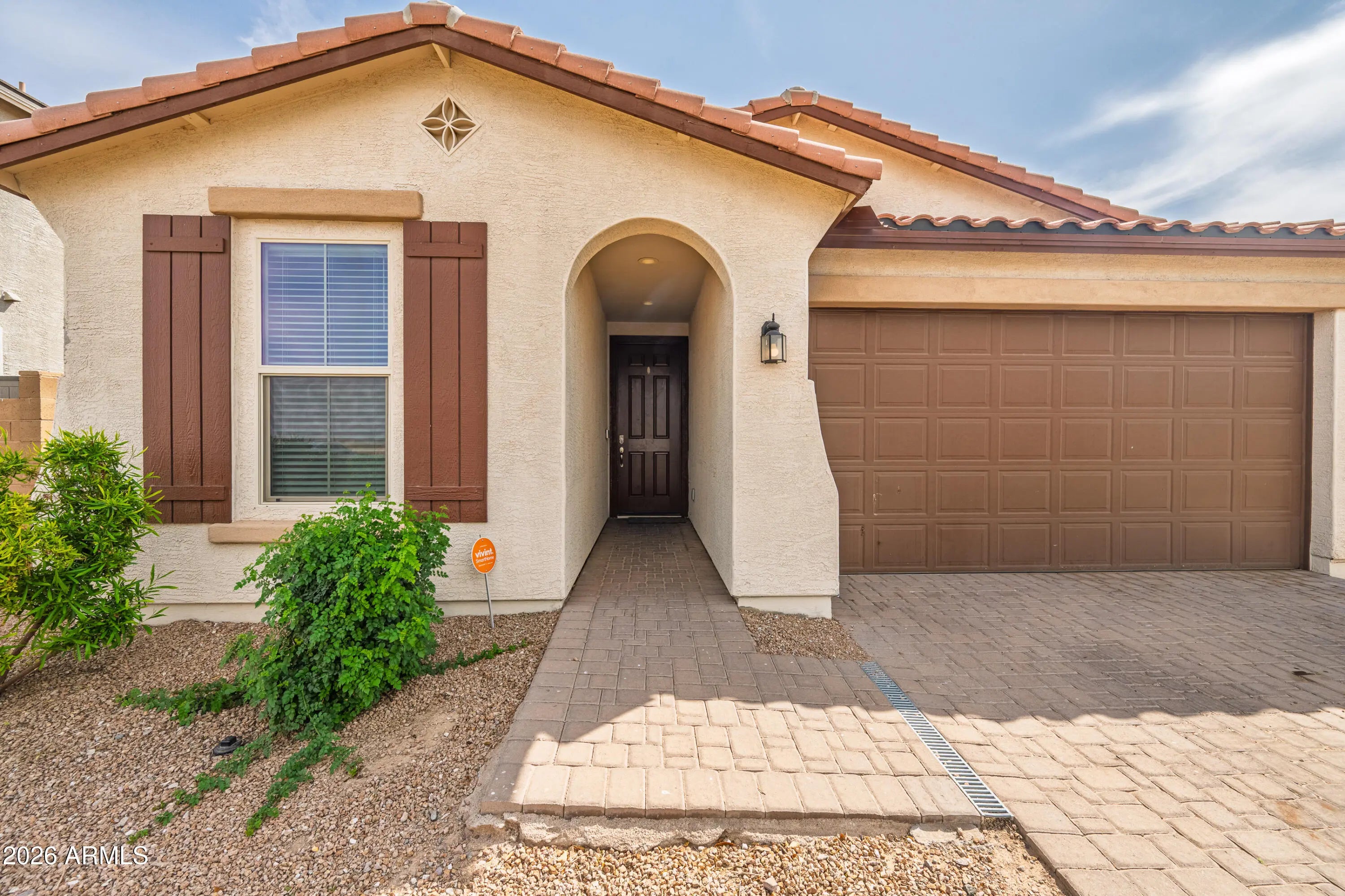 Photo of Listing #6998292