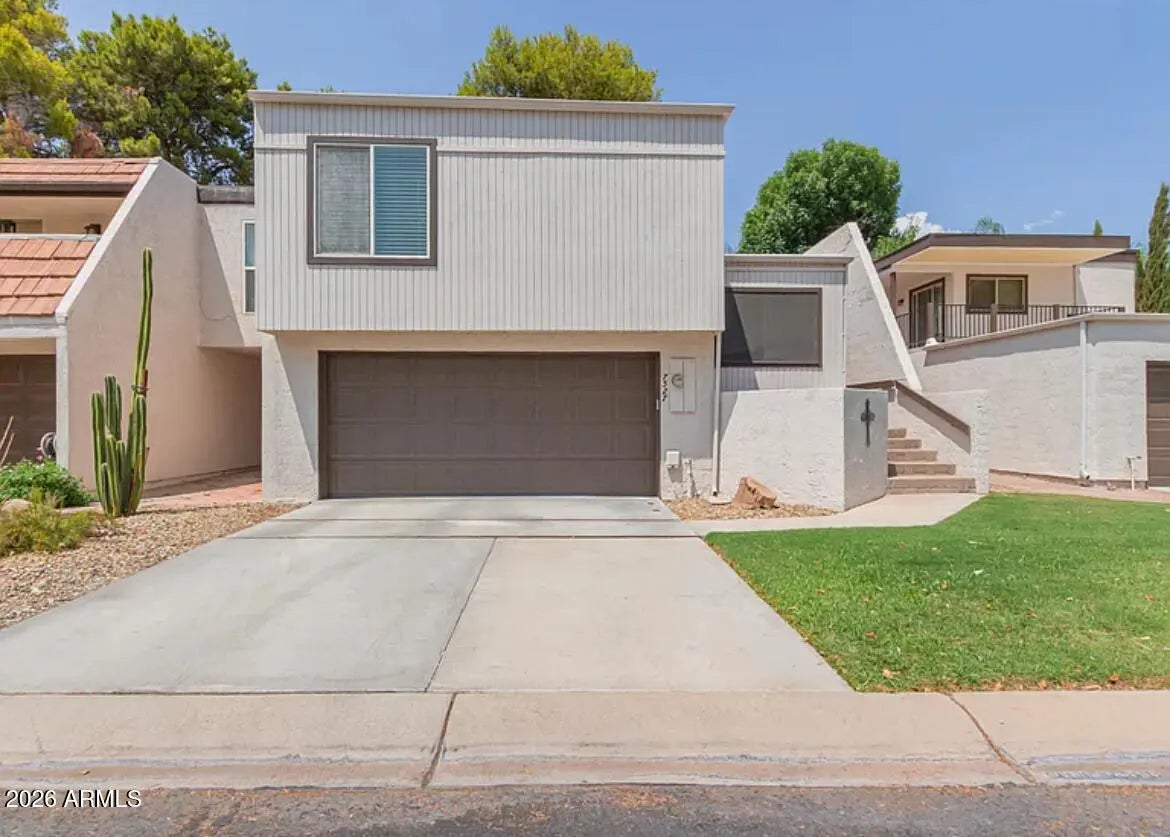 Photo of Listing #6998203