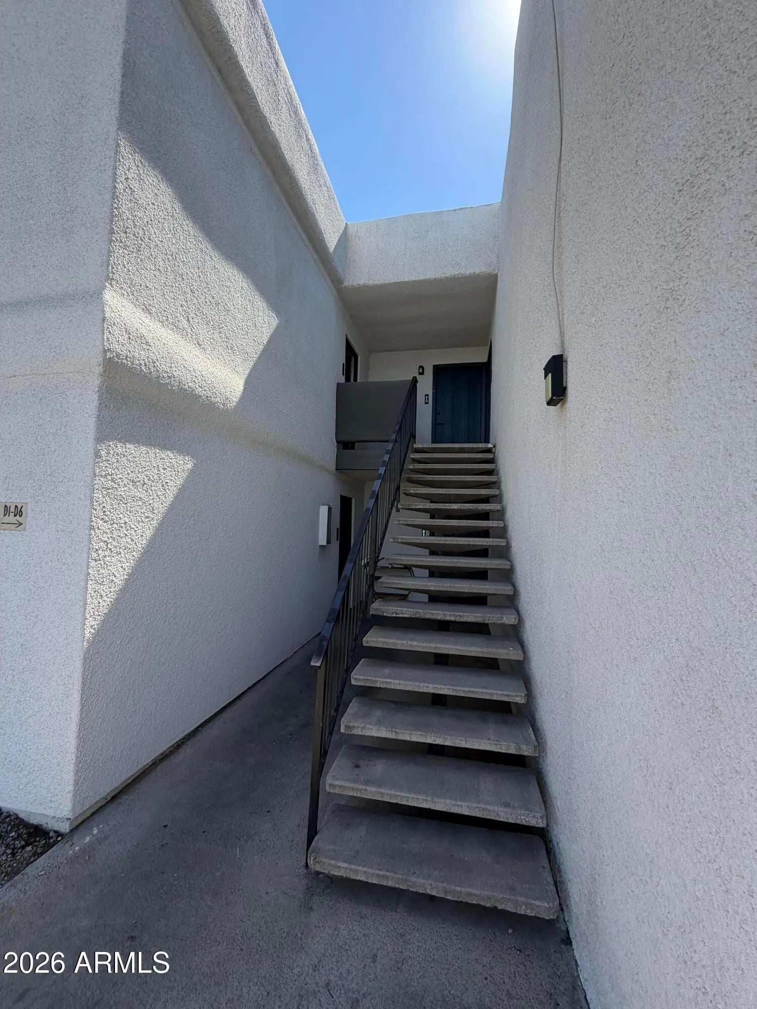 Photo of Listing #6998417