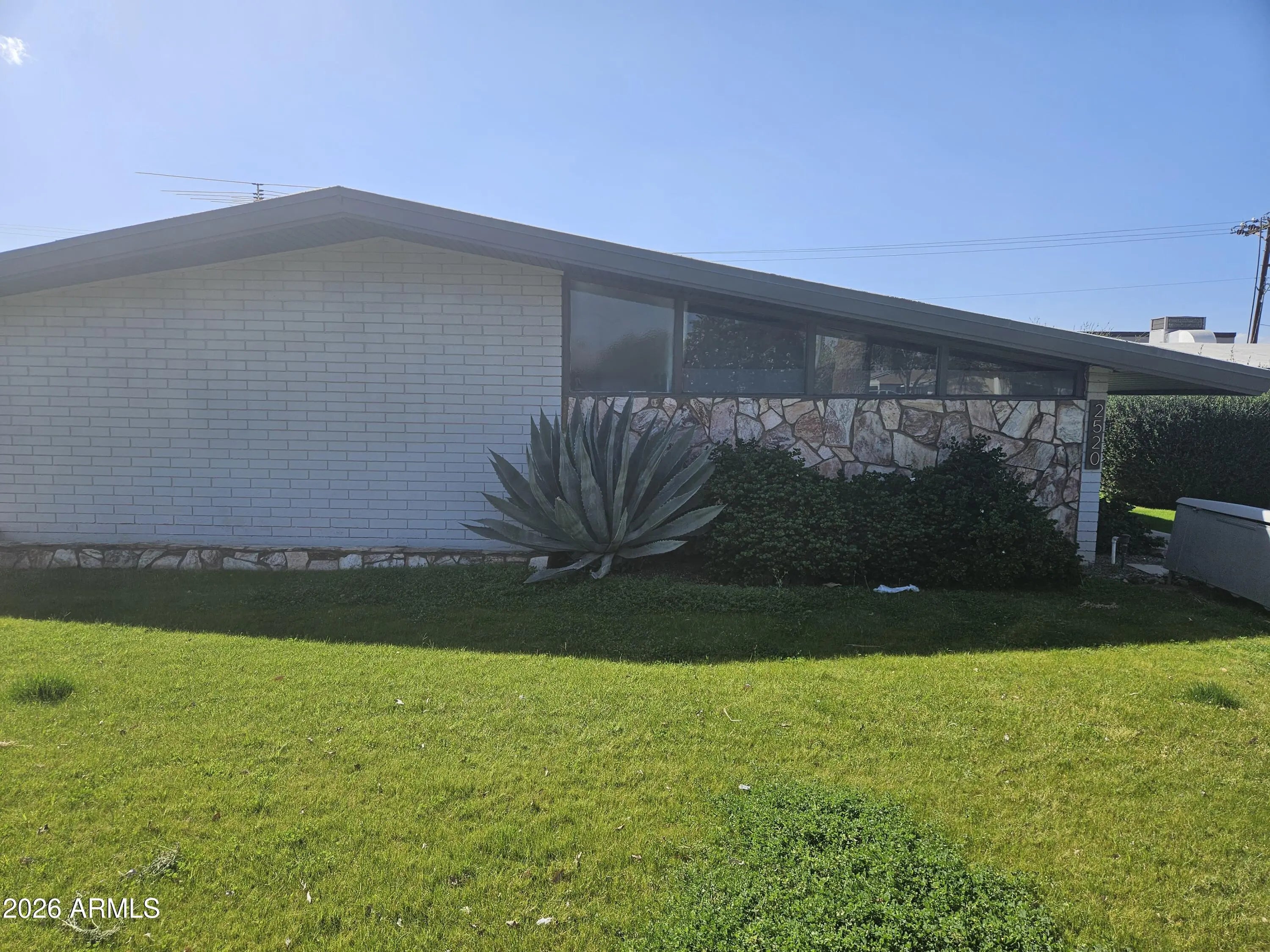 Photo of Listing #6998444