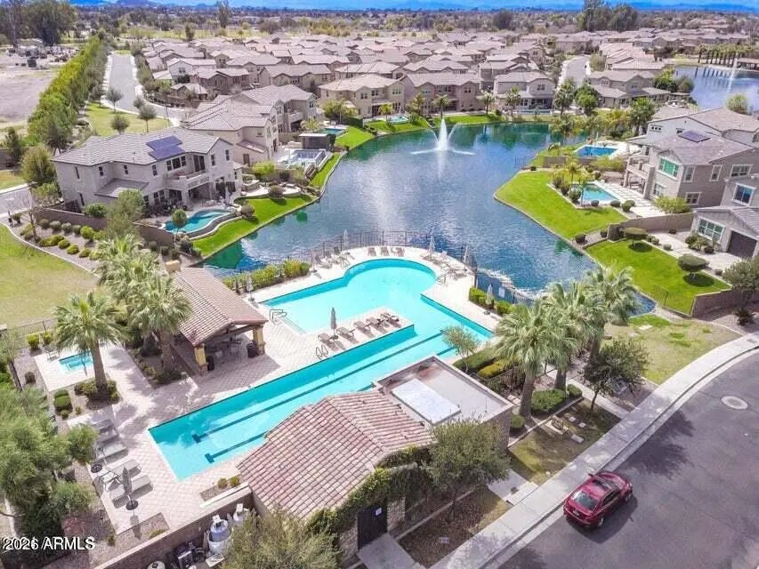 Photo of Listing #6998478