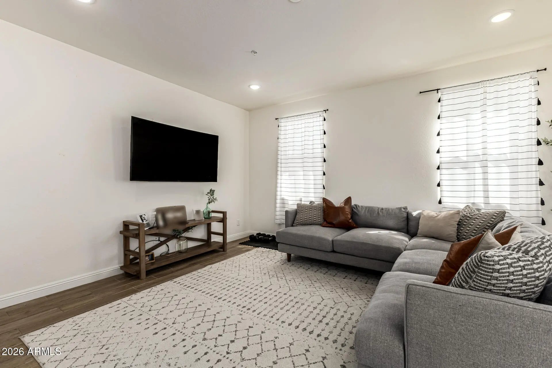 Photo of Listing #6998552