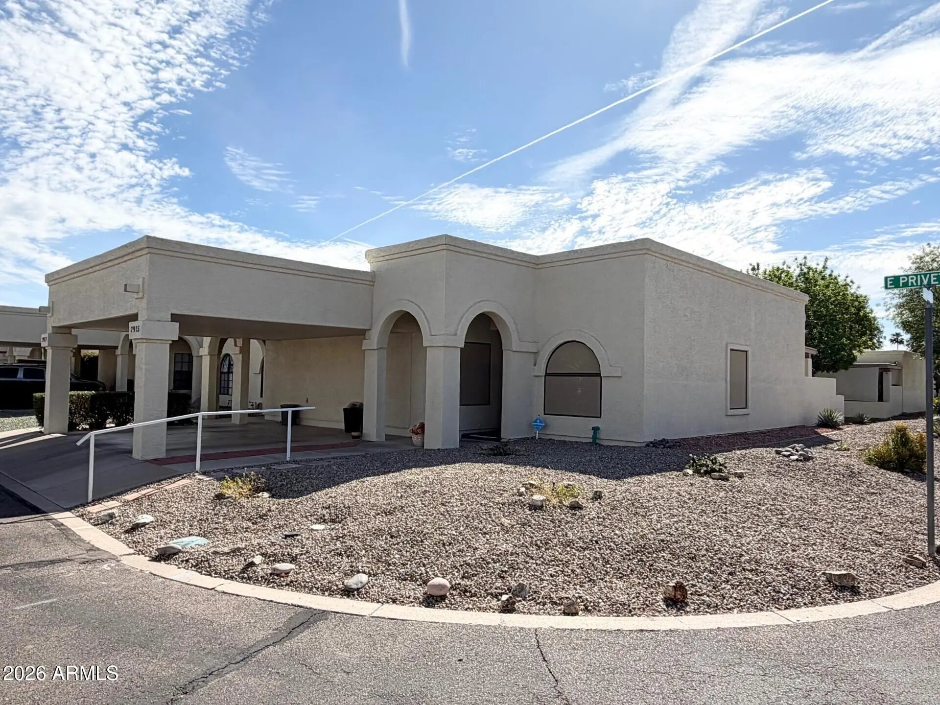 Photo of Listing #6998512