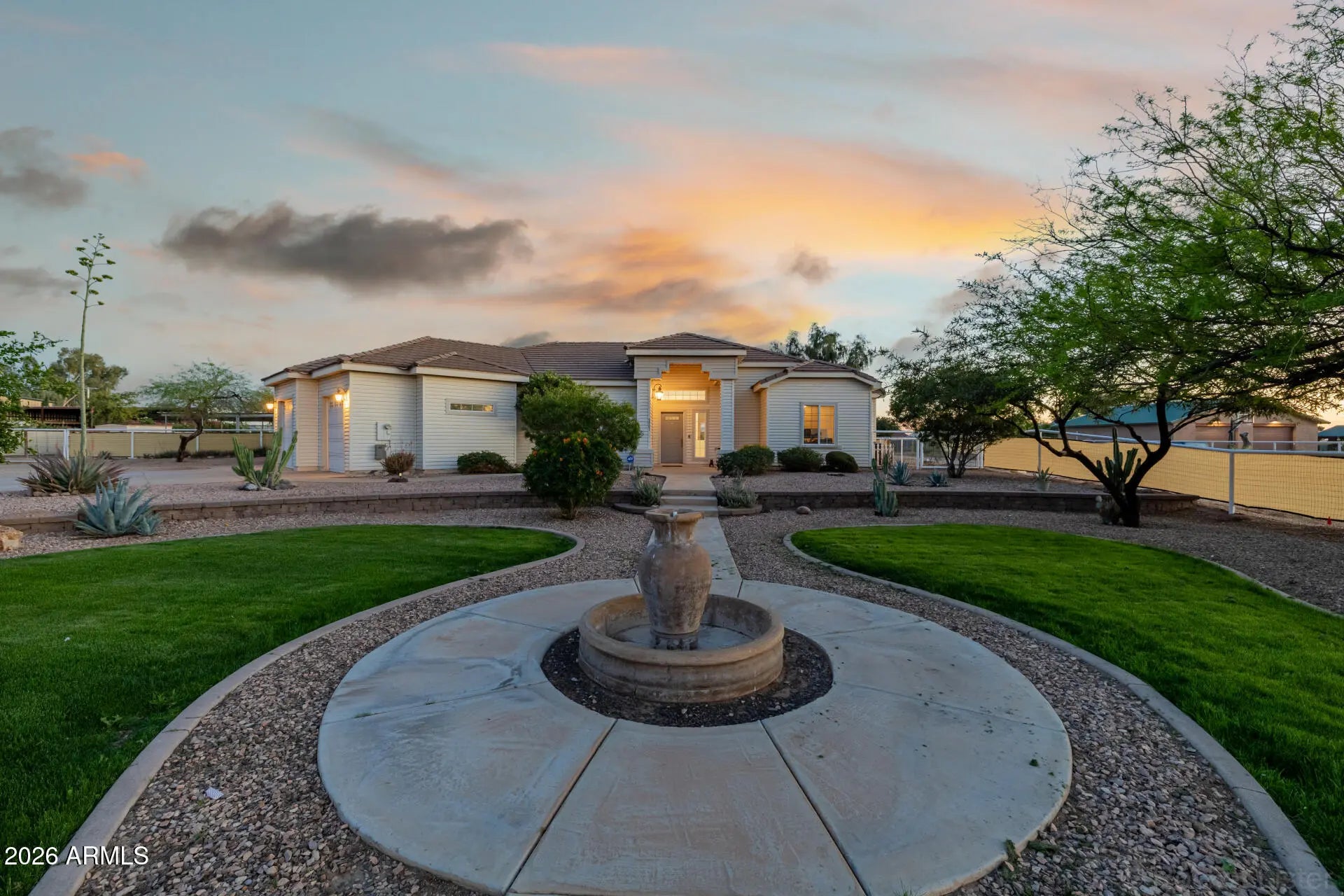 Photo of Listing #6998889