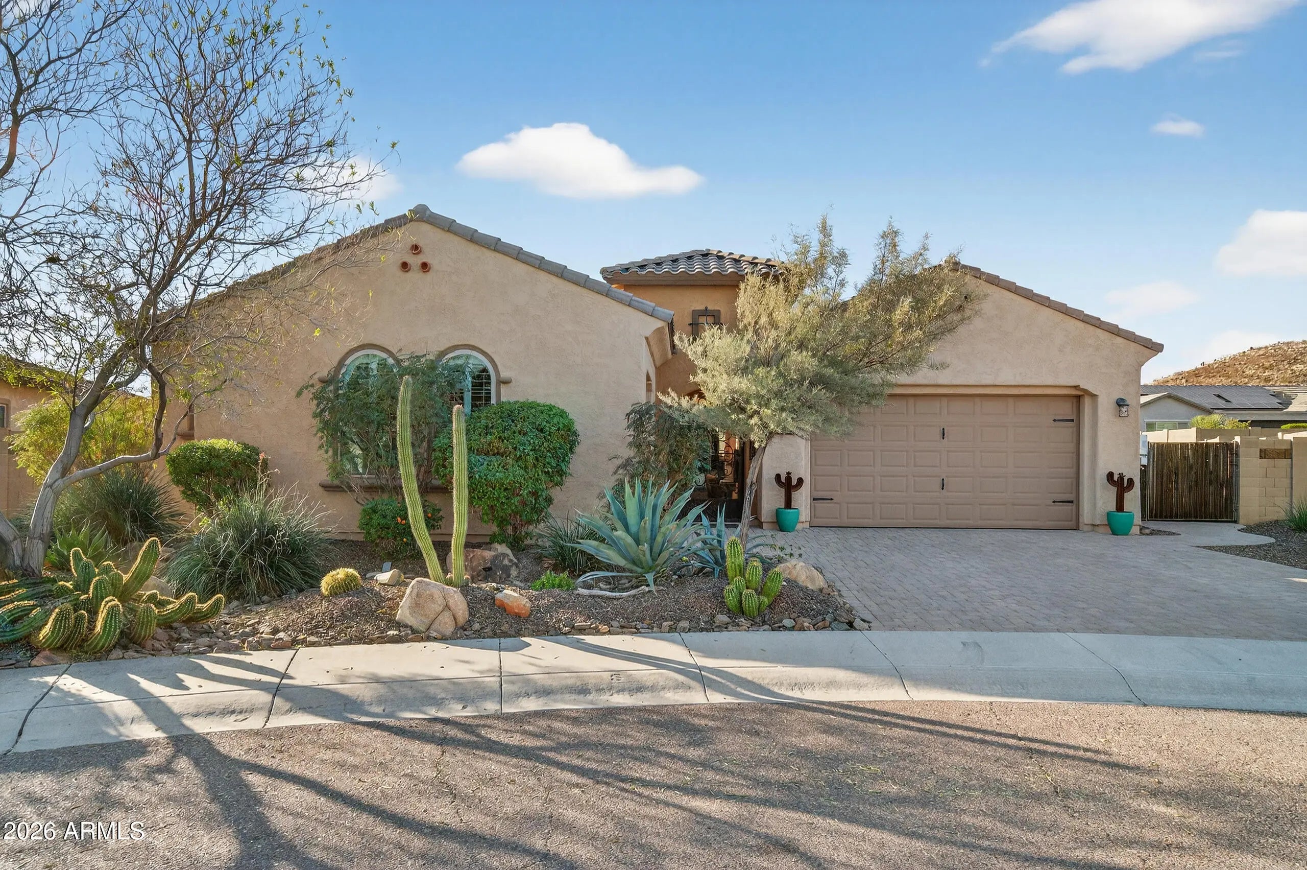 Photo of Listing #6998975