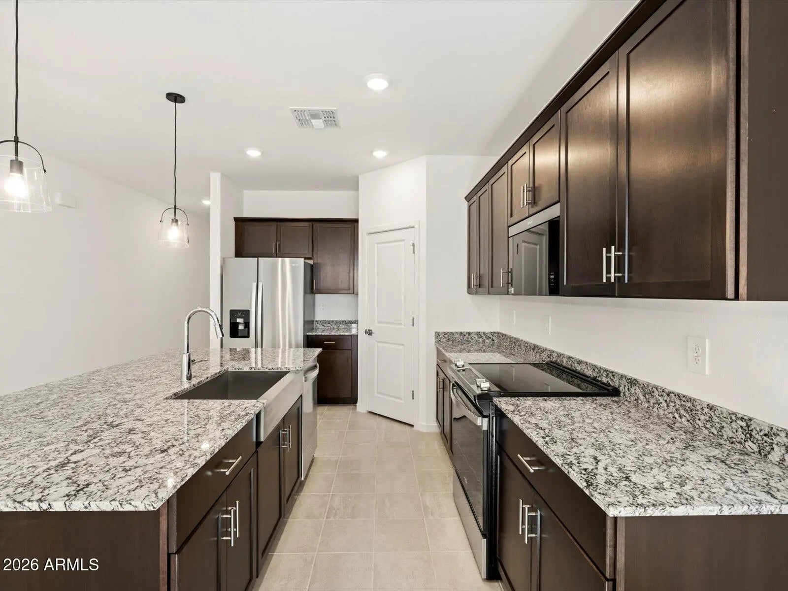 Photo of Listing #6999079