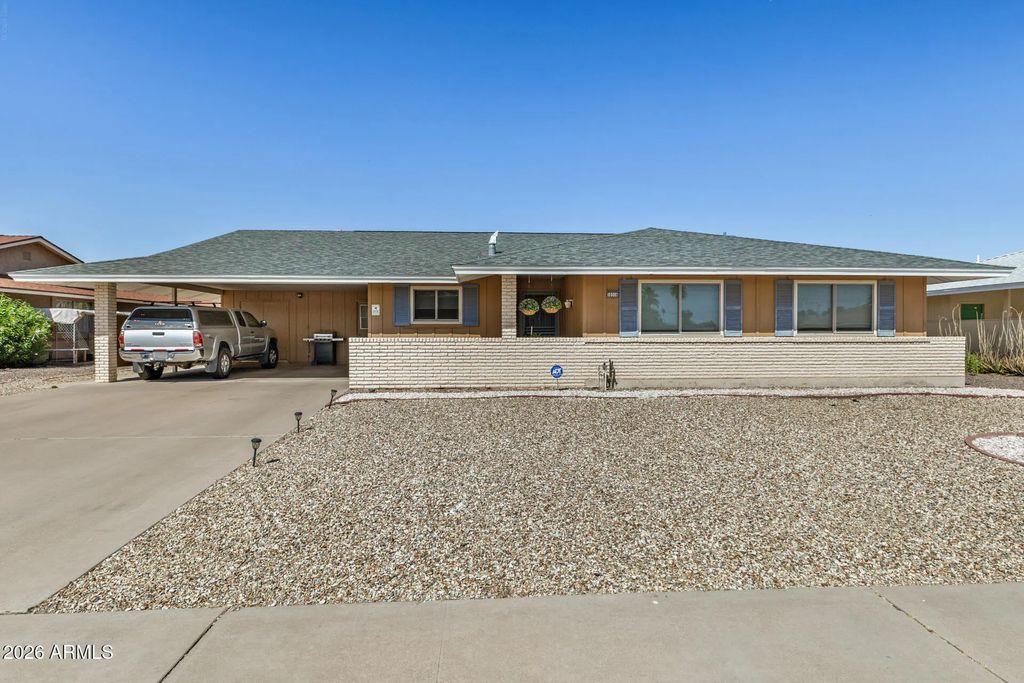 10316 W Bayside Road, Sun City