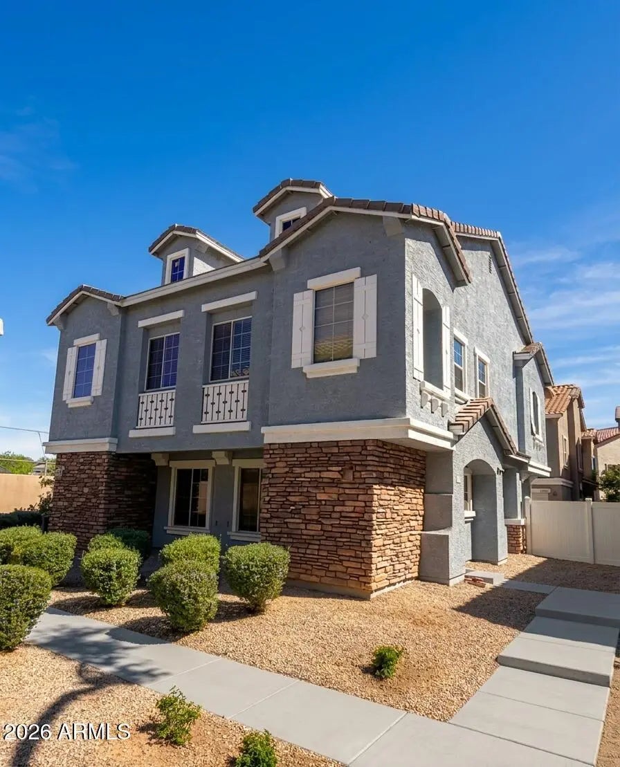 Photo of Listing #6999339