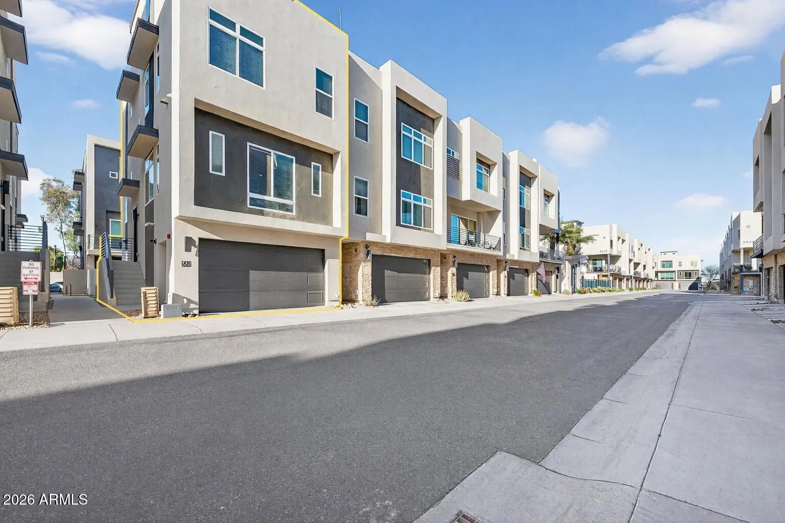 Photo of Listing #7001074