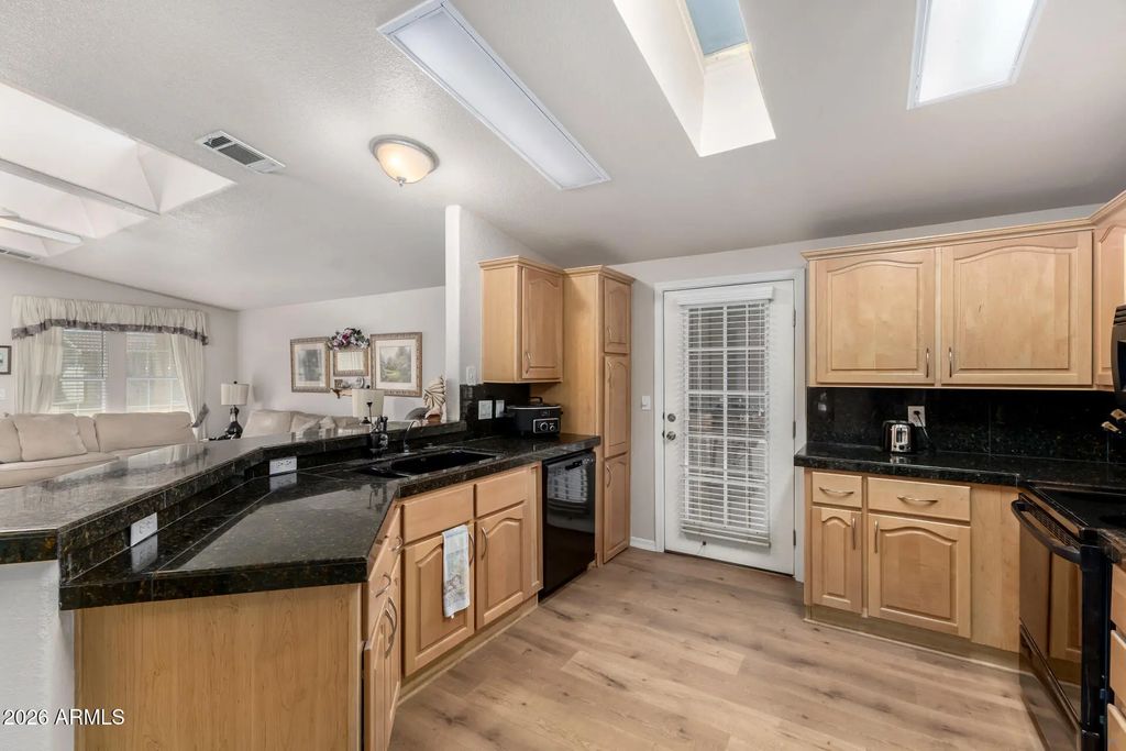 3301 S Goldfield Road (unit 5076), Apache Junction