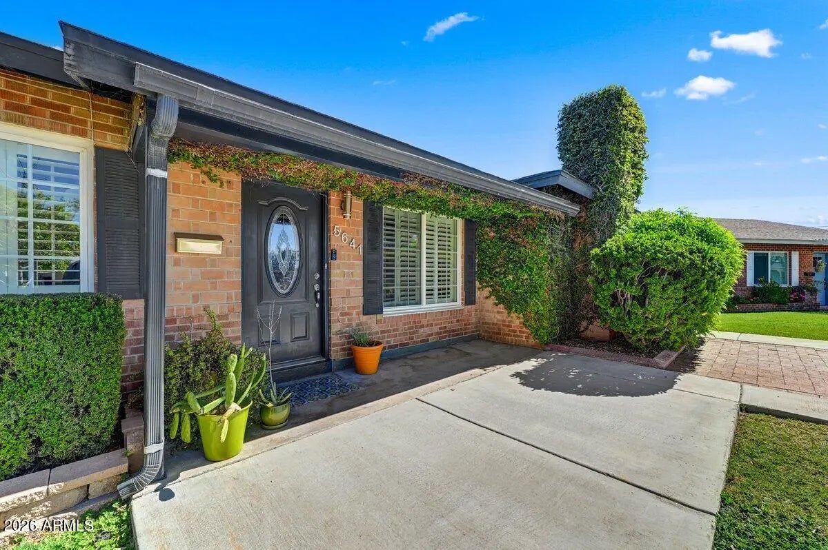 Photo of Listing #7000368