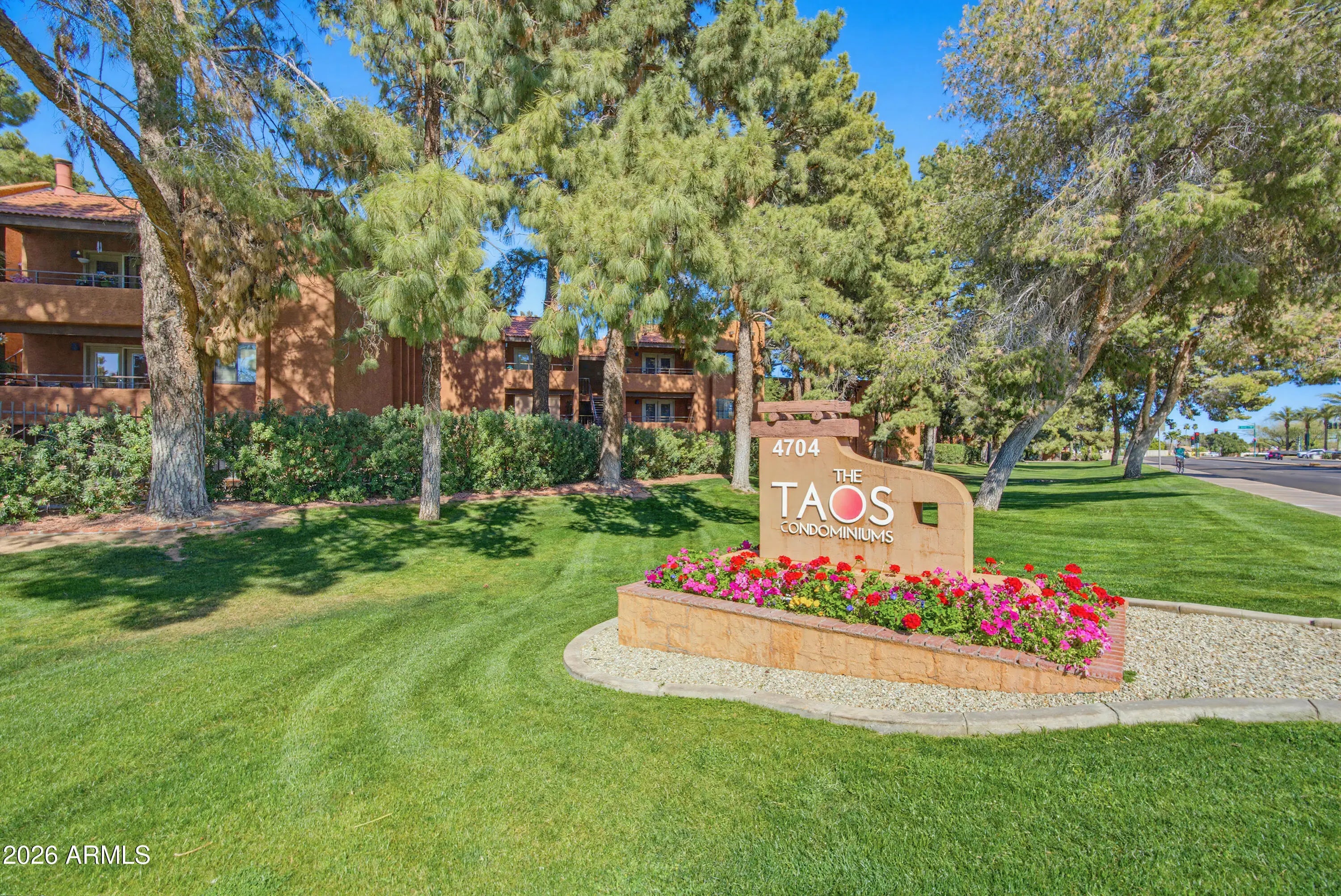 Photo of Listing #6999942